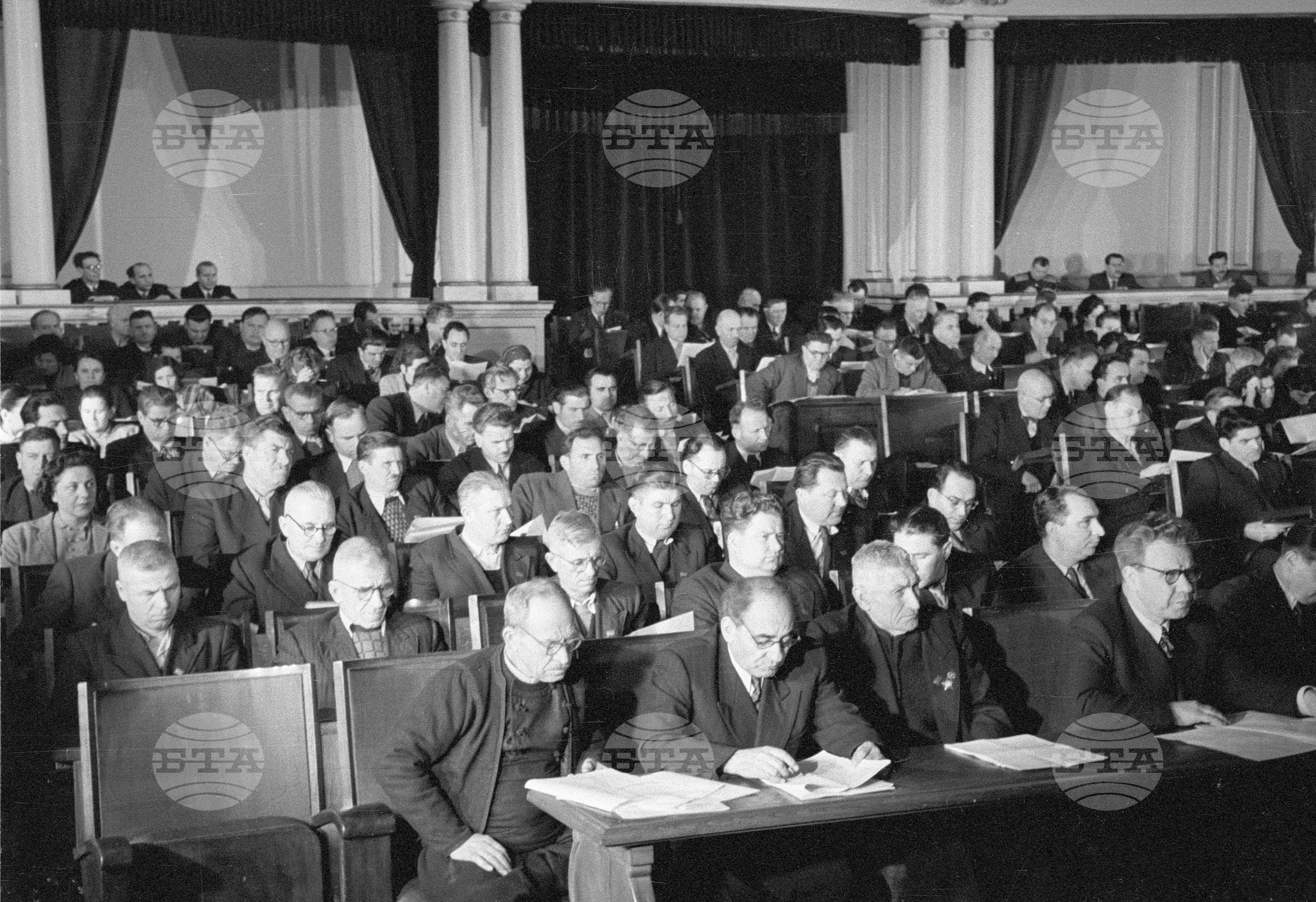 Петата редовна сесия на Народното събрание