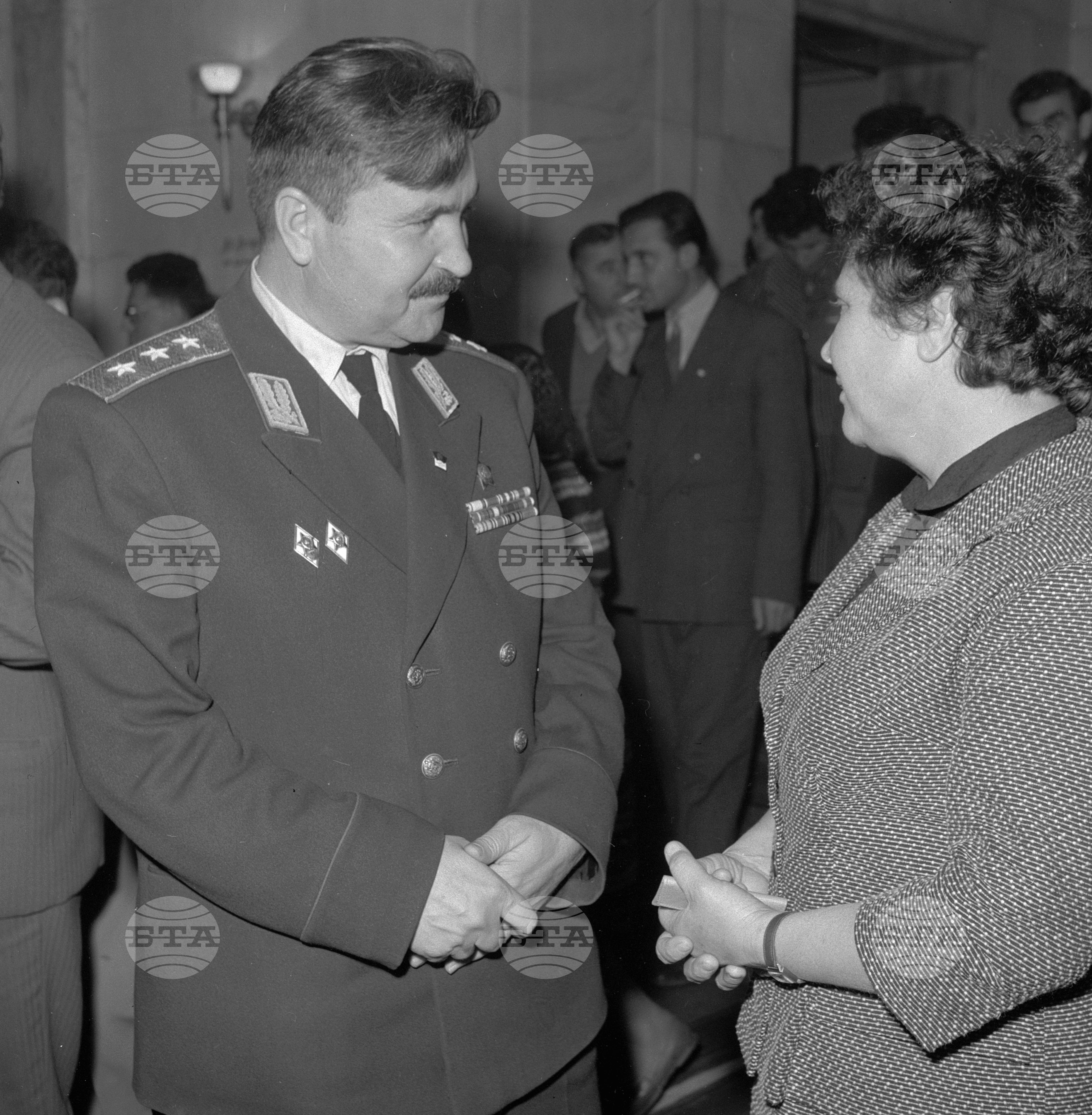 Осмият конгрес на Българската комунистическа партия част 10