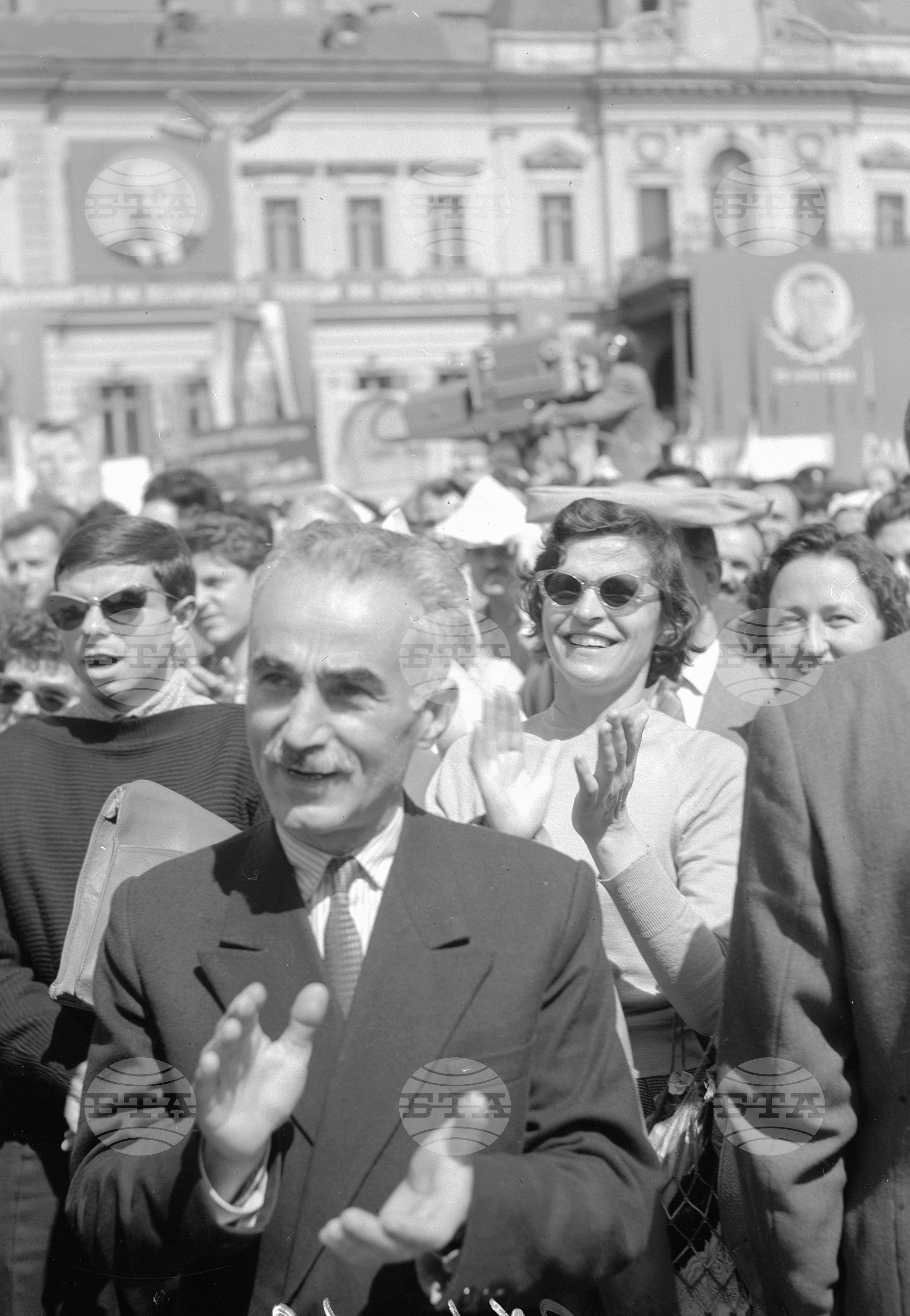 Величествен митинг в София на епохалния подвиг на Съветската наука и техника изпратили в Космоса първия космонавт Ю.А.Гагарин част 3