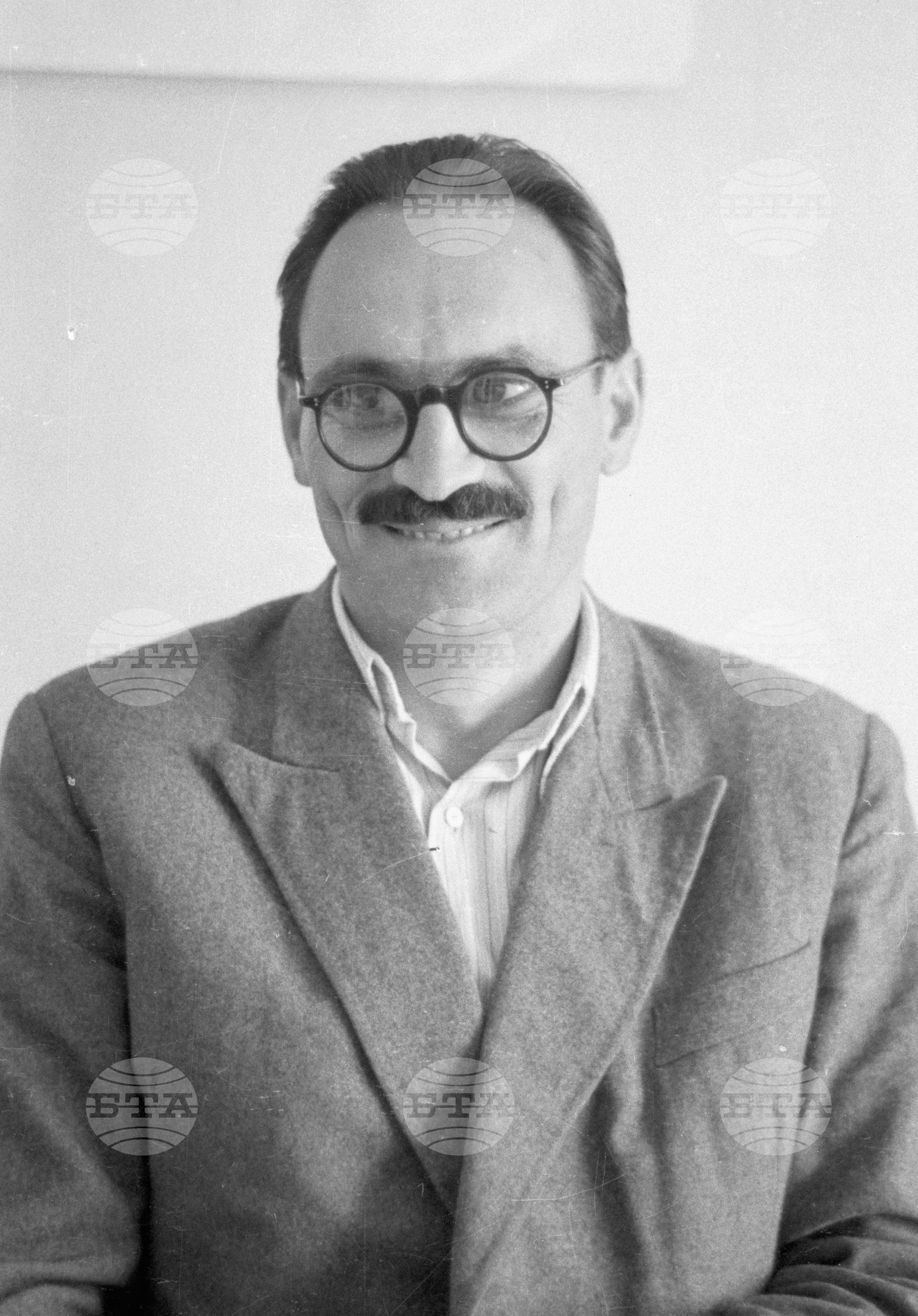 Портретна снимка, 1951