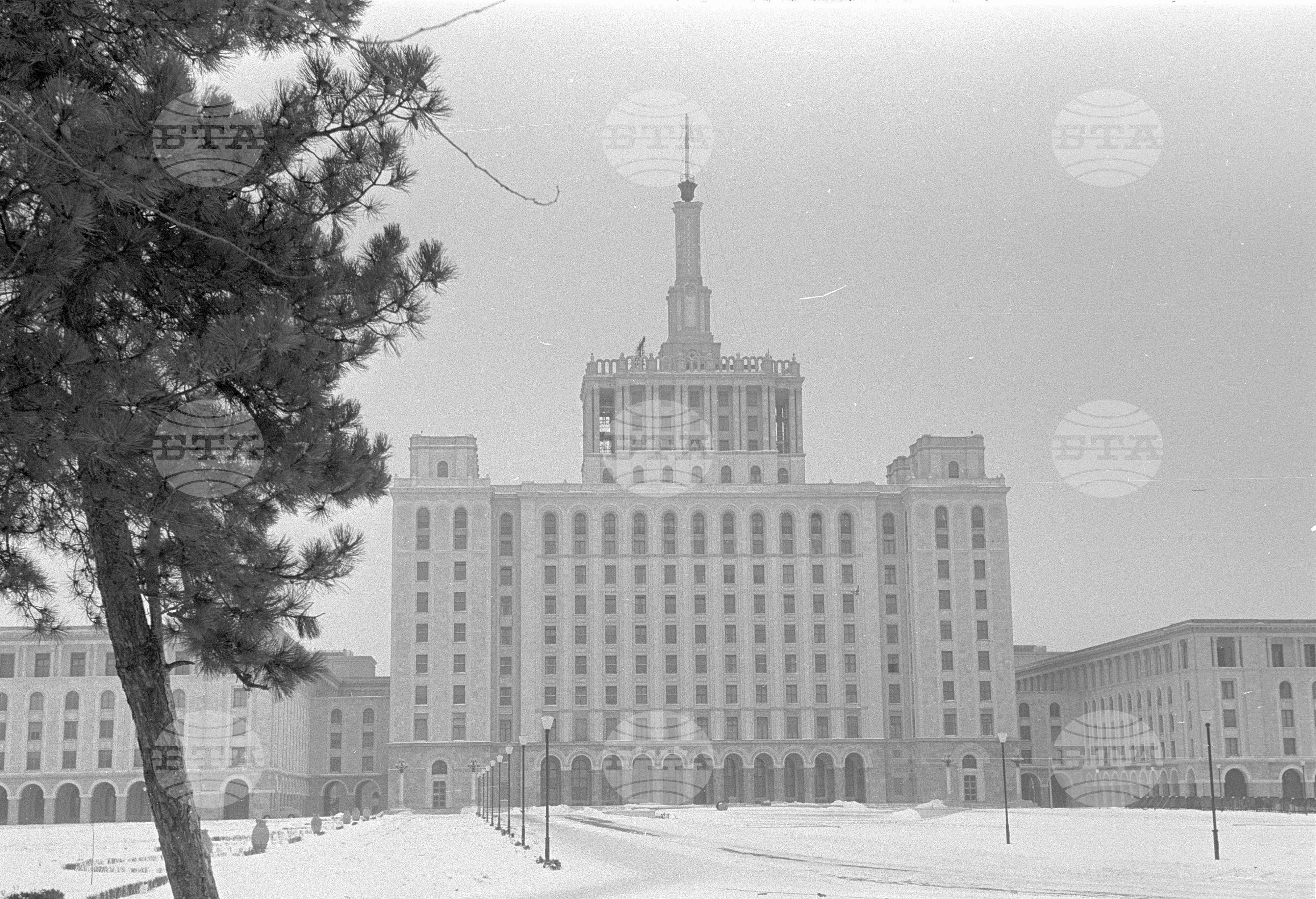 Посрещането на делегацията на Общокитайското събрание на народните представители