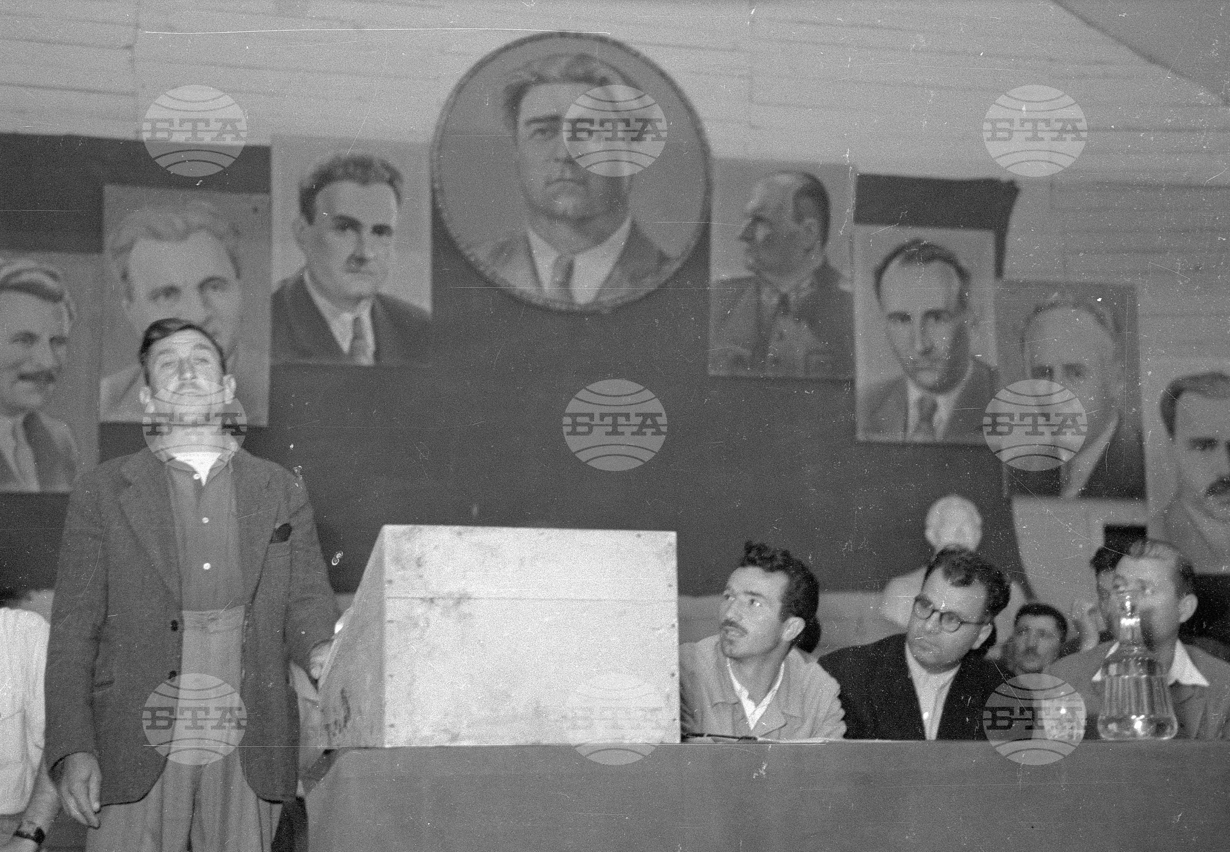 Поемане шествието на ДМЗ "Ленин" от БТА