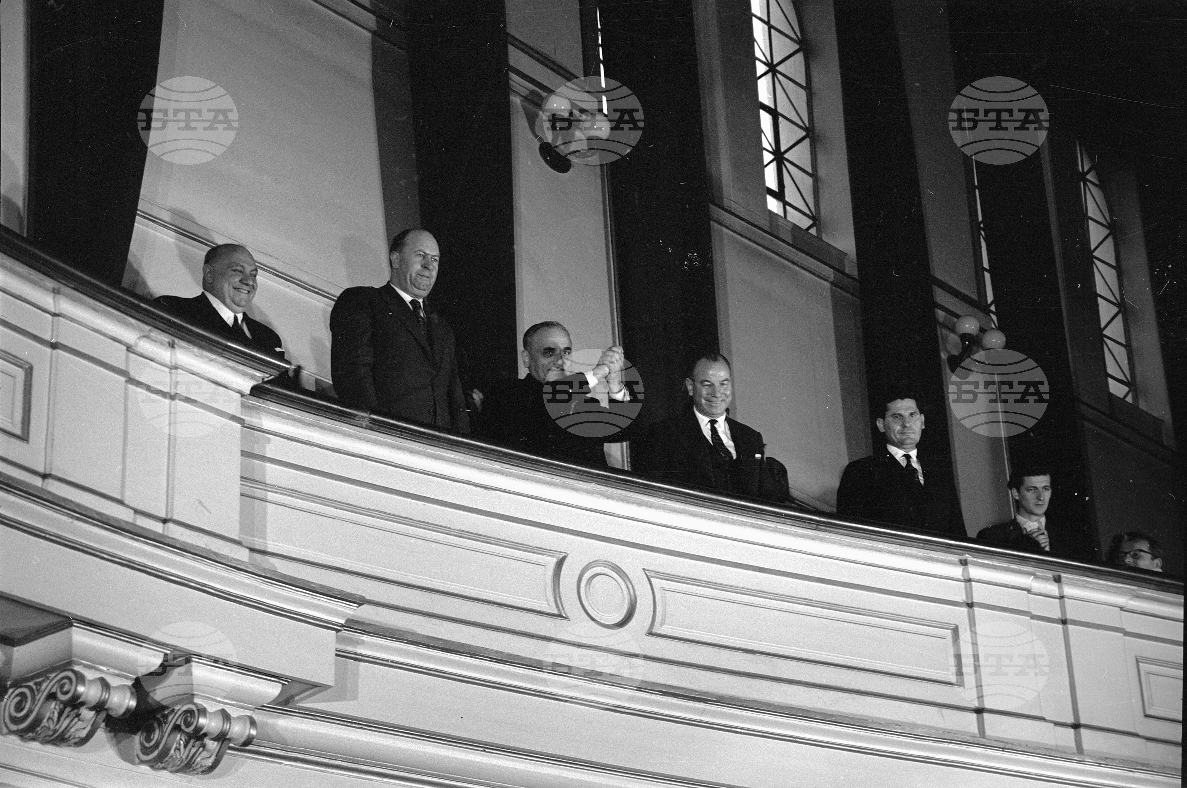 Първа извънредна сесия на III-то Народно събрание