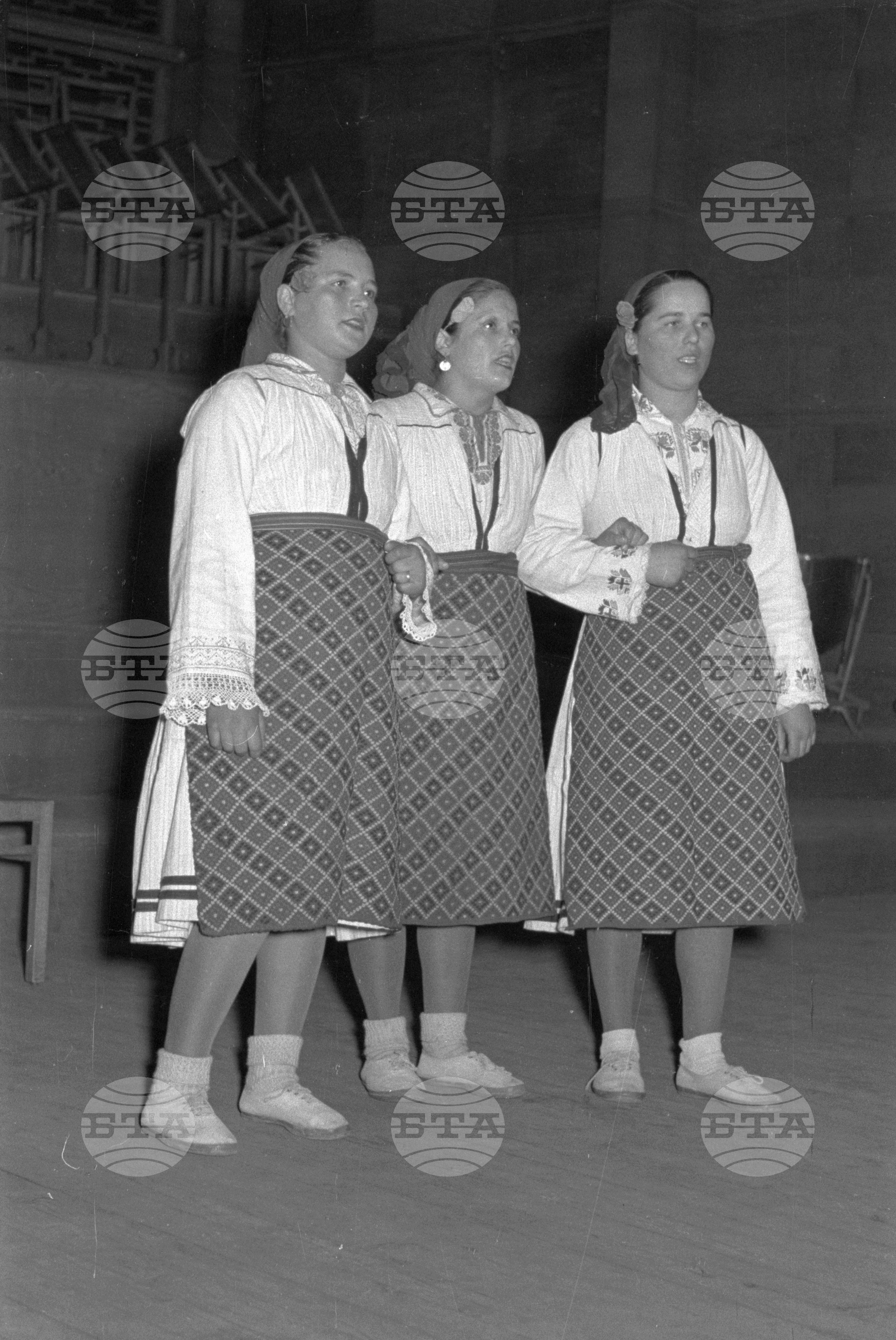 Националния преглед на народни певци и инструменталисти - 1953 година - заключителен спектакъл