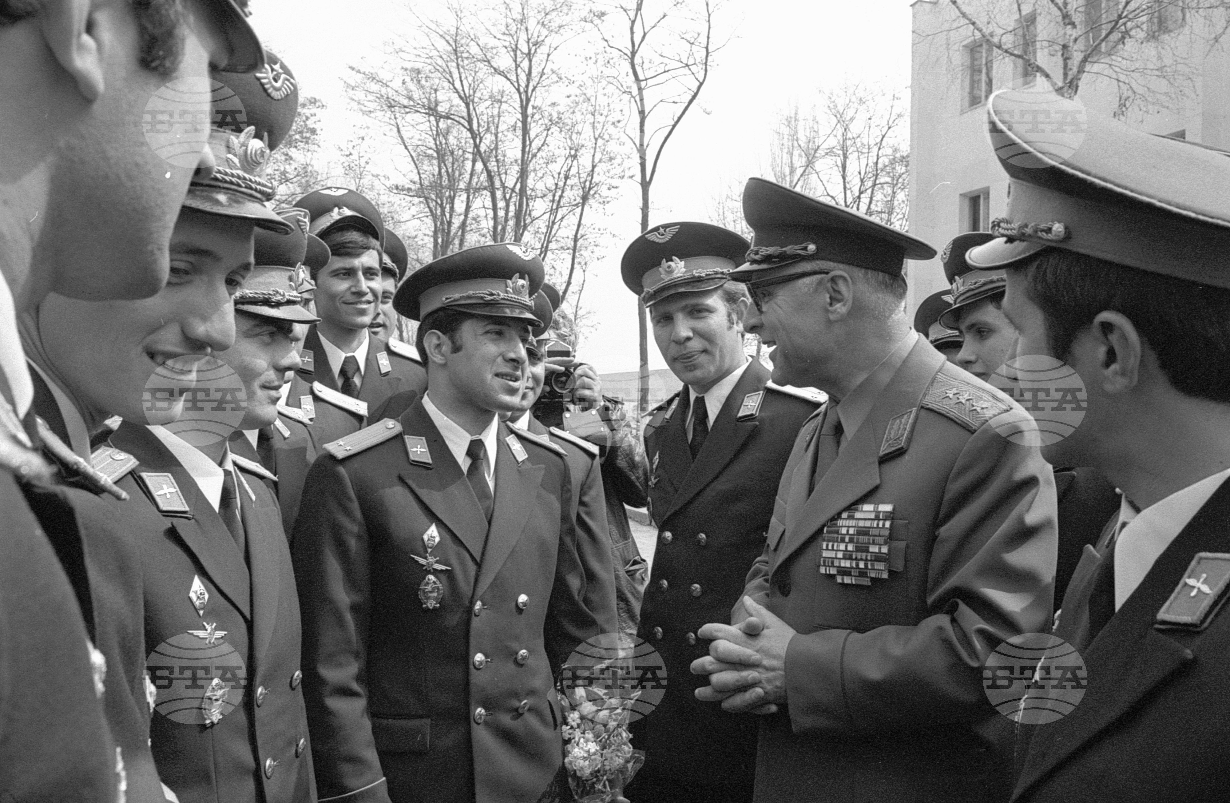 Випуск "Освобожденски" на  Висше народно военновъздушно училище (ВНВВУ; дн. ВВВУ) "Георги Бенковски" - град Долна Митрополия