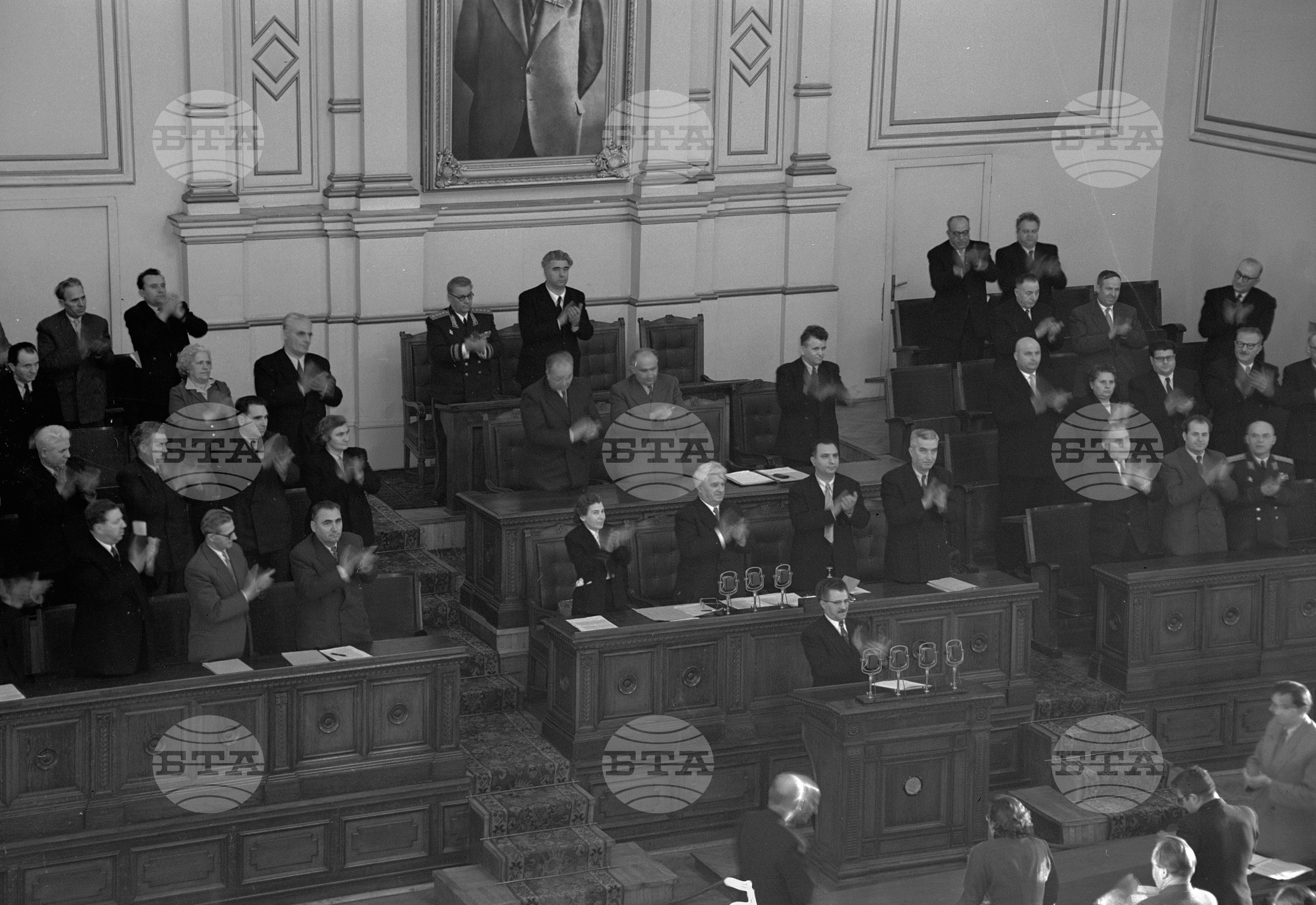 Първа извънредна сесия на III-то Народно събрание