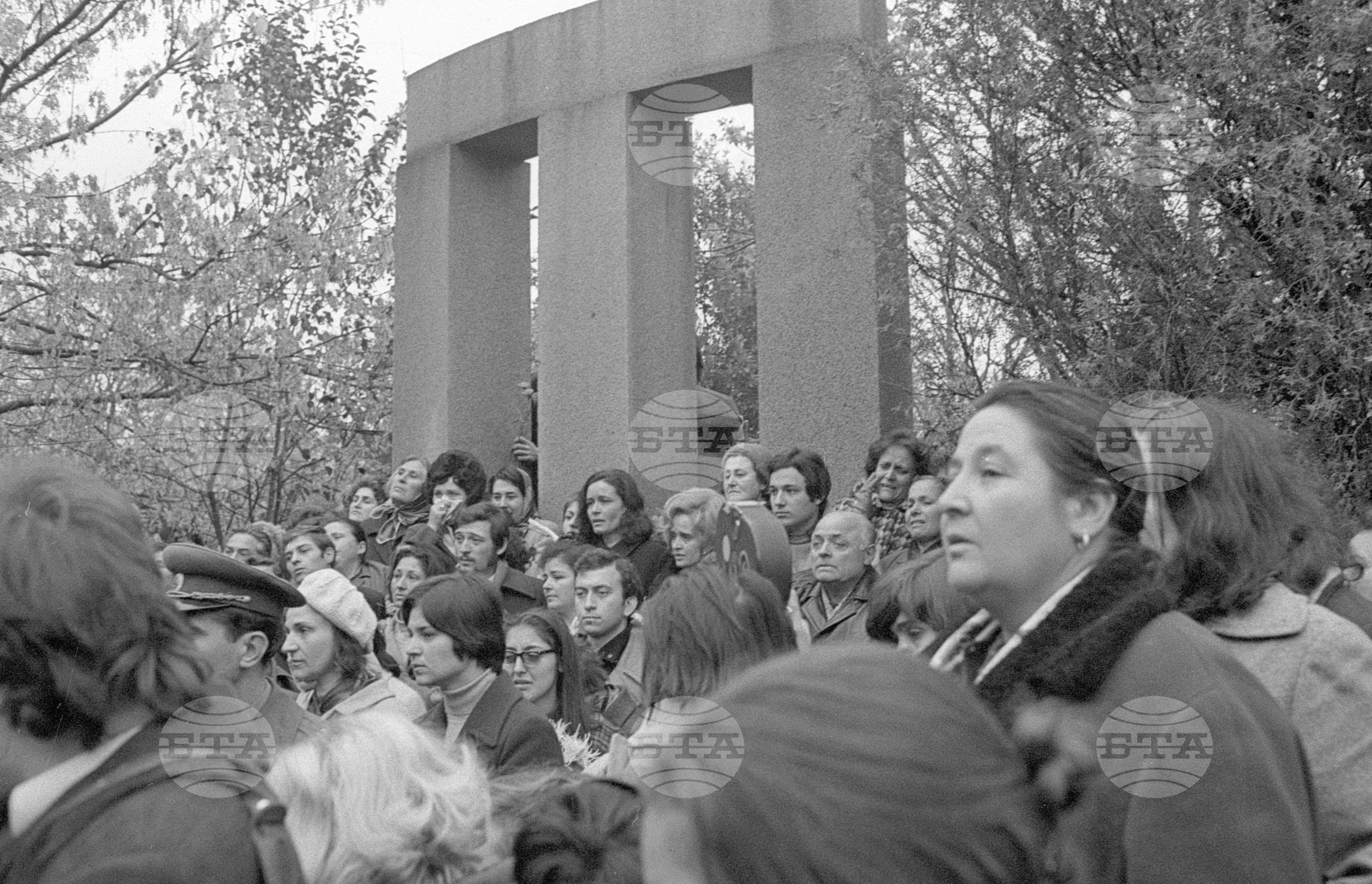 Погребението на народния артист Апостол Карамитев