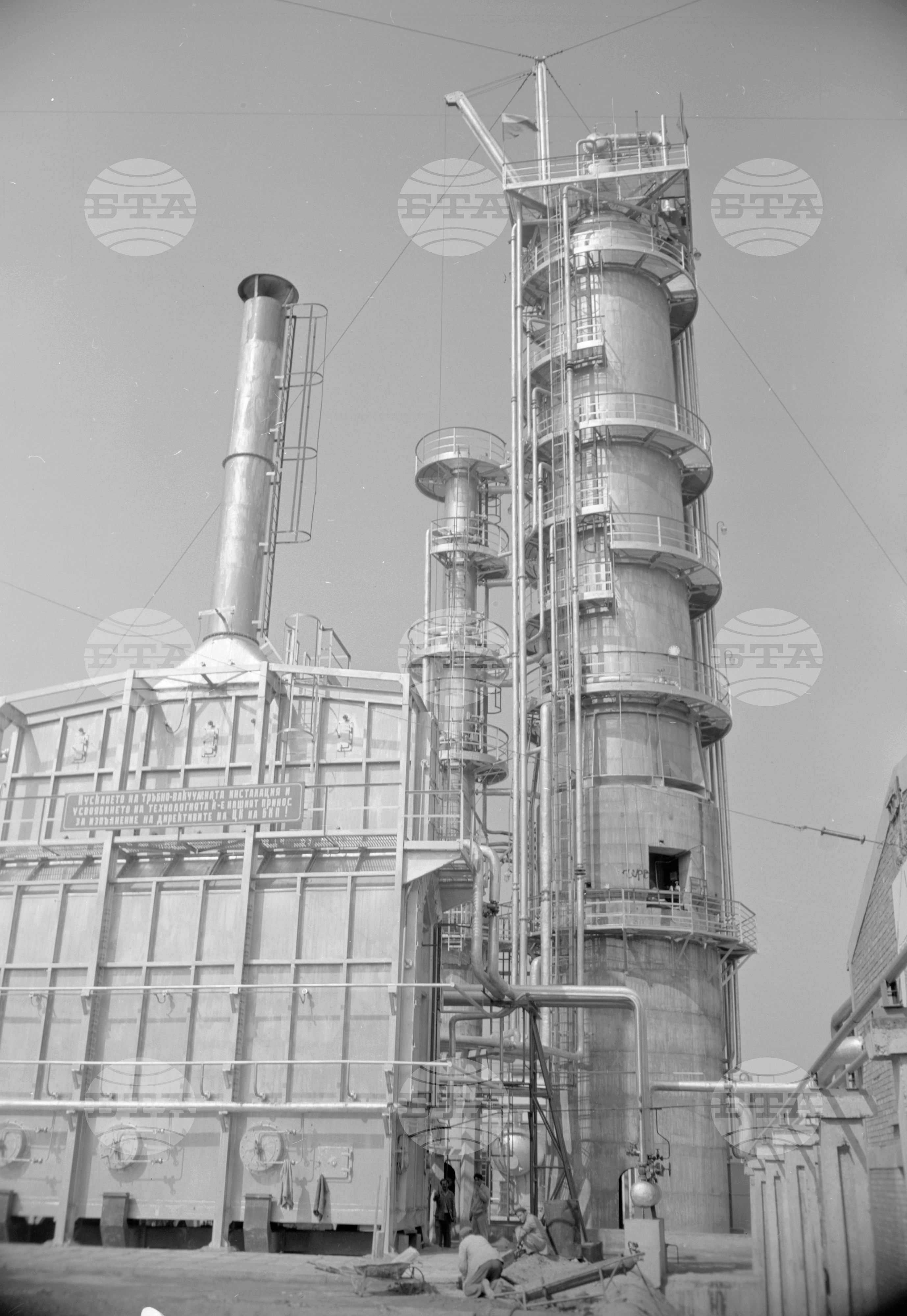 Нова инсталация за дестилиране на нефт в Русе