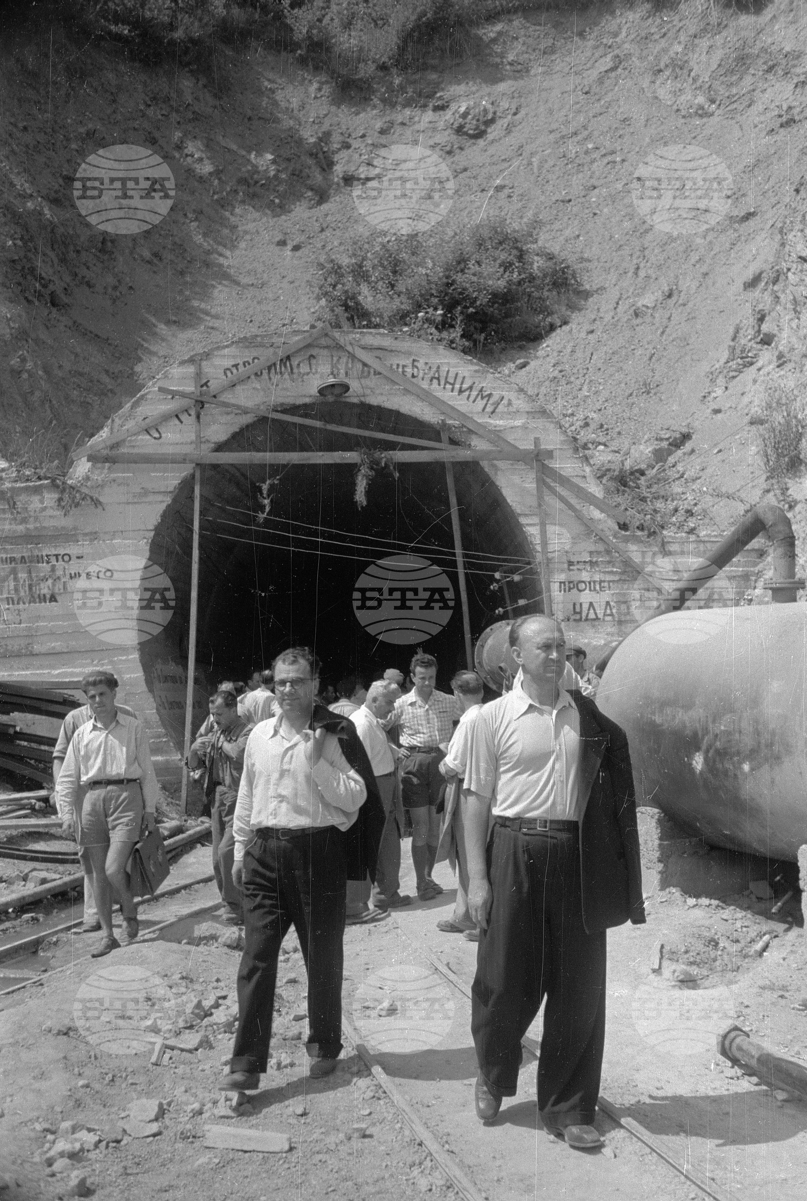 Язовир "Сталин" - снимки от изграждането му през 1952 година