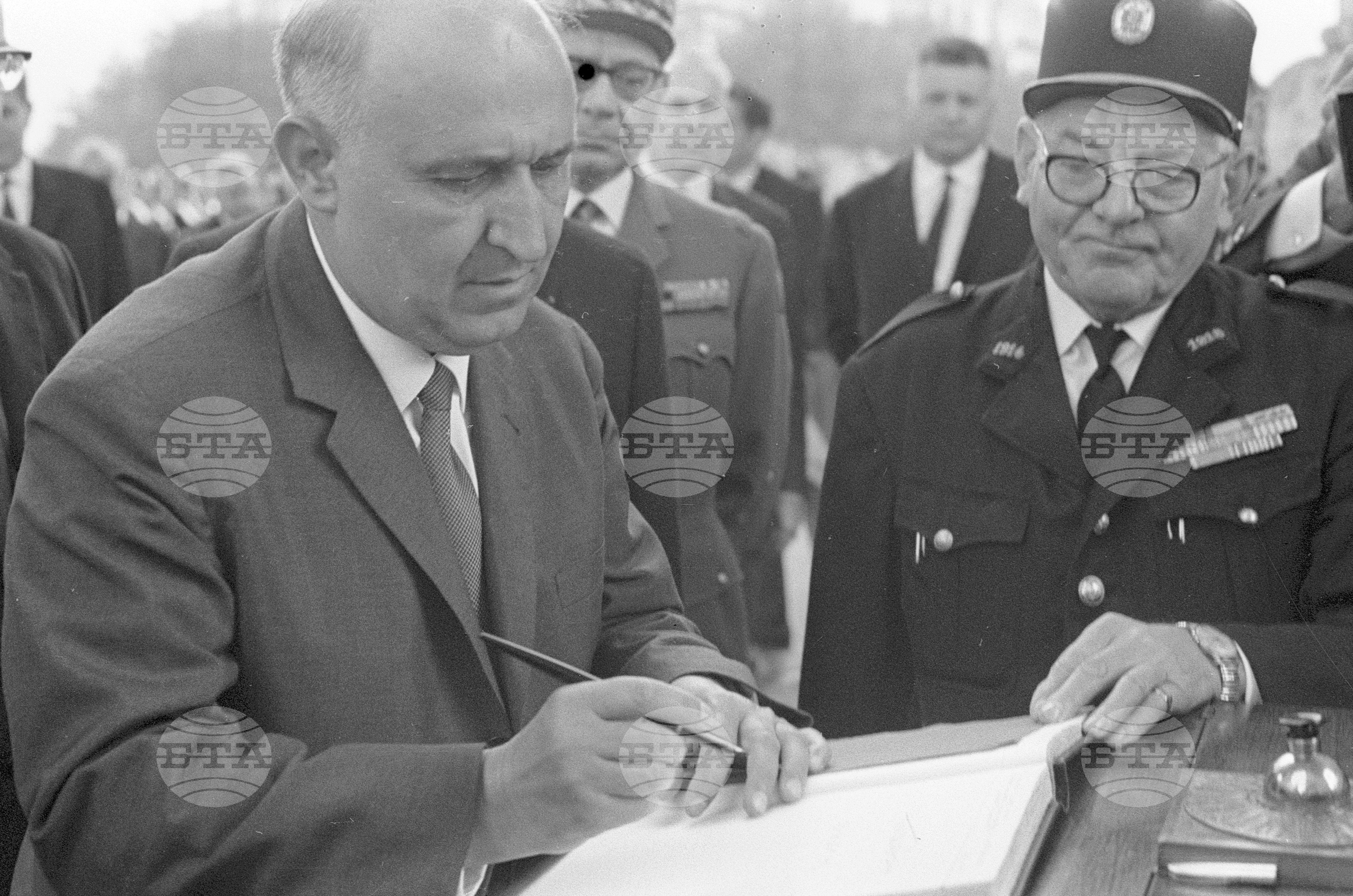 Посещение на другаря Тодор Живков във Франция - Втора част