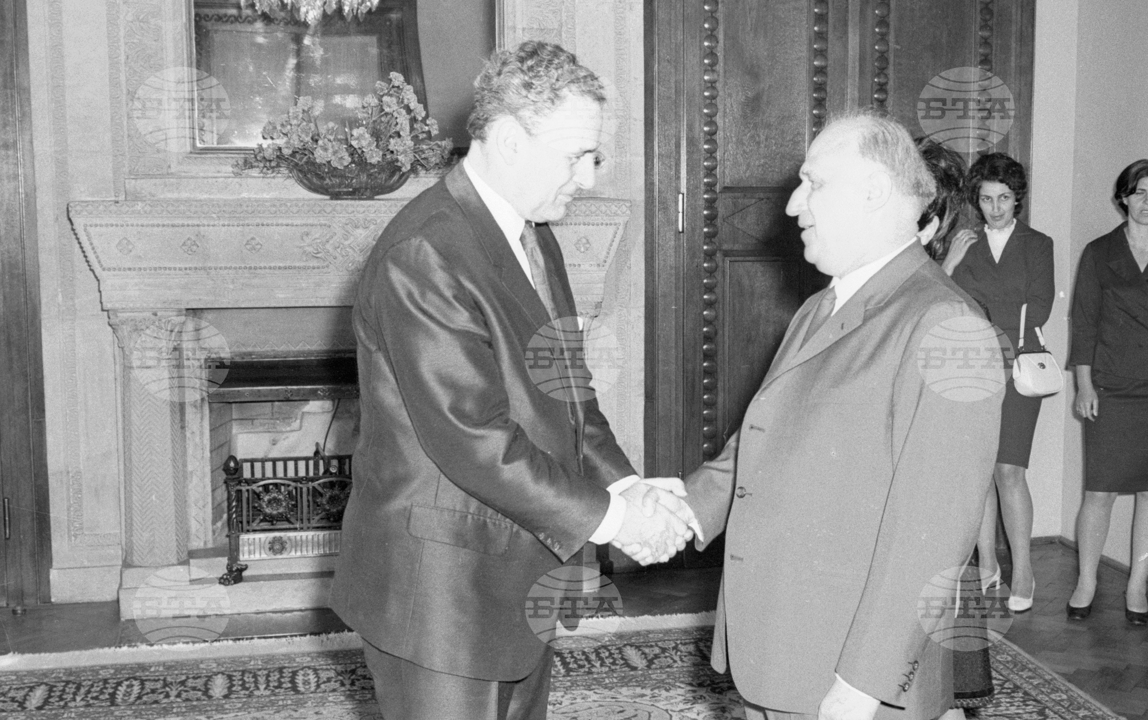 Тодор Живков прие ръководителите на дипломатически мисии