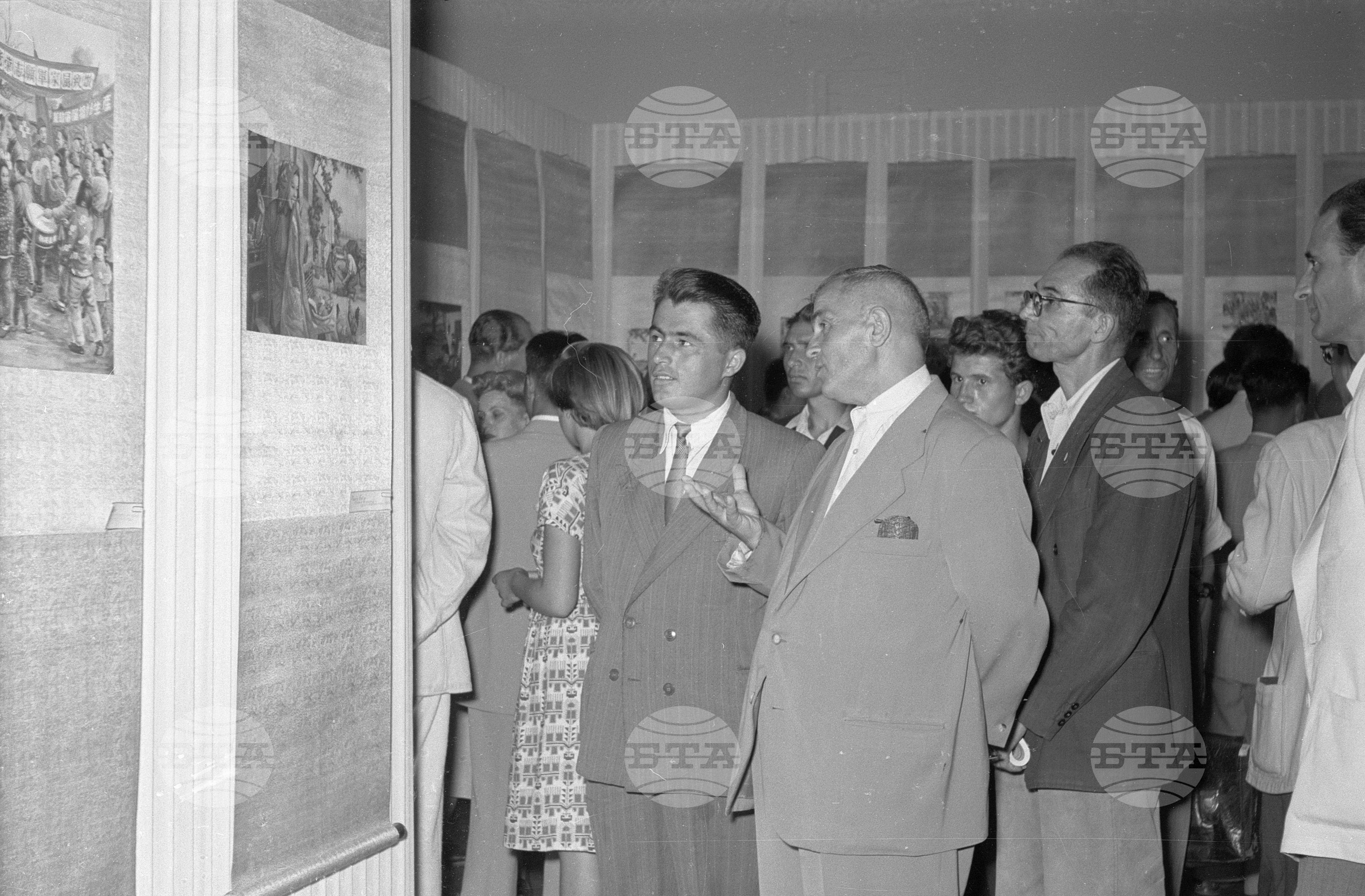 Изложба "Китайски новогодишни картини” - 1953 година