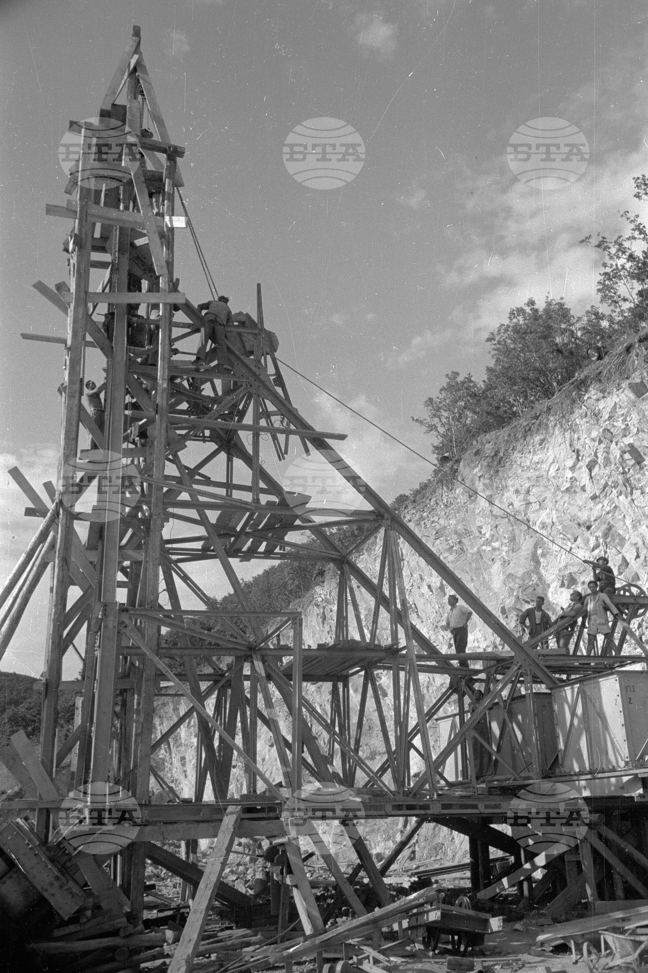 Язовир "Сталин" - снимки от изграждането му през 1952 година