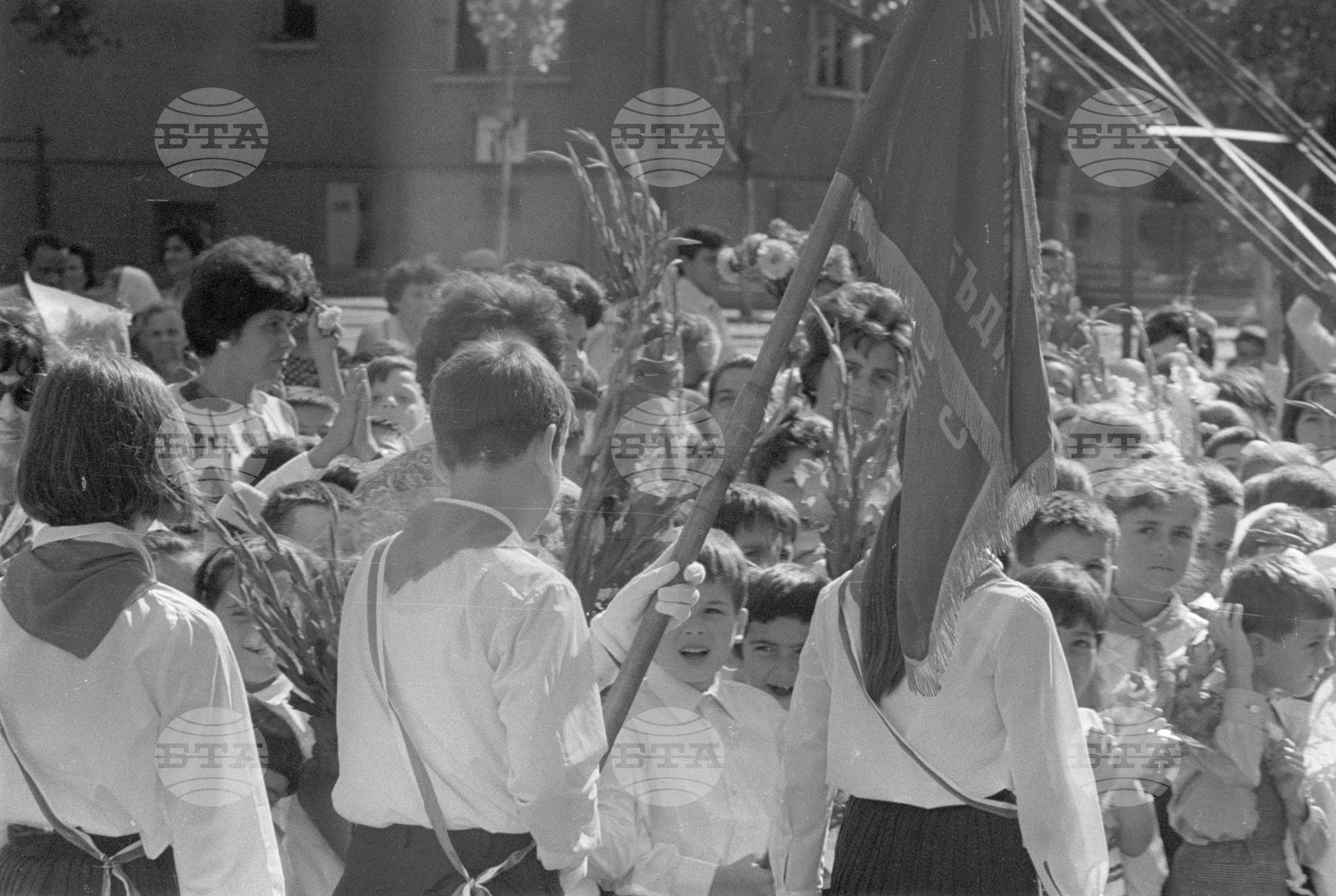 Първи учебен ден в училище "Вл. И. Ленин"