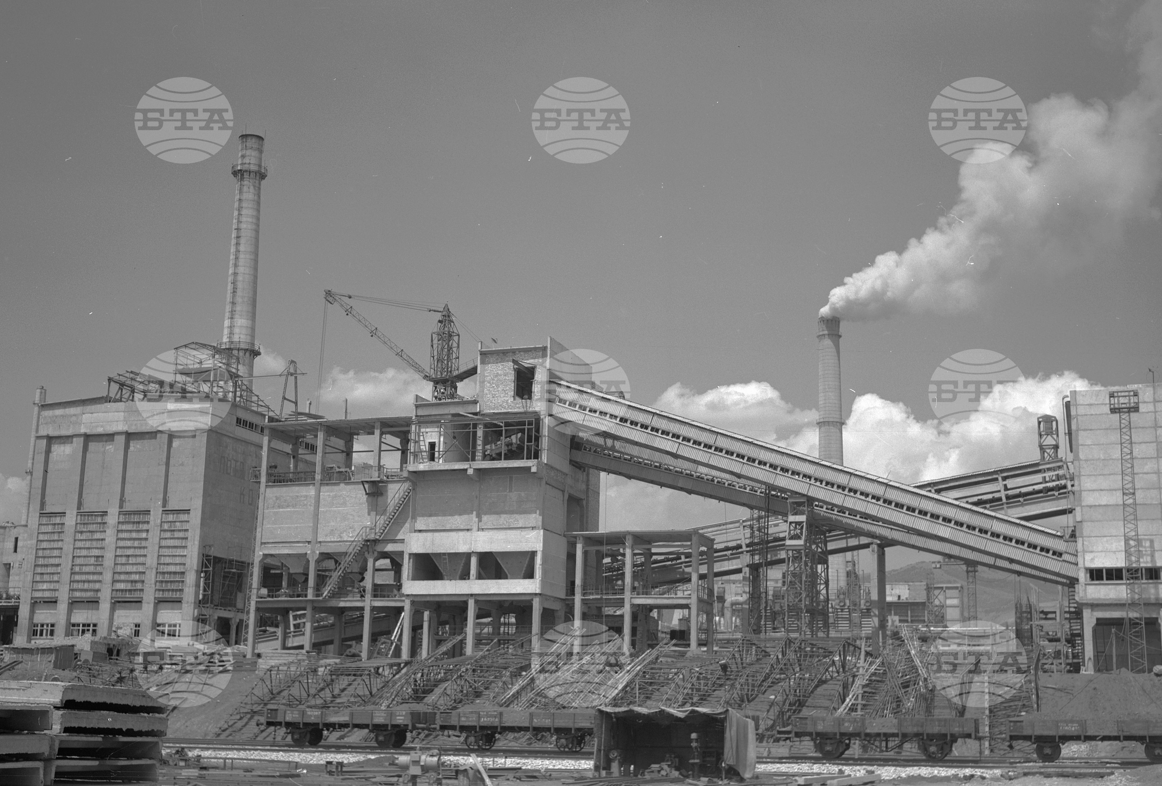 На строежа на Кремиковския металургичен комбинат - 1963