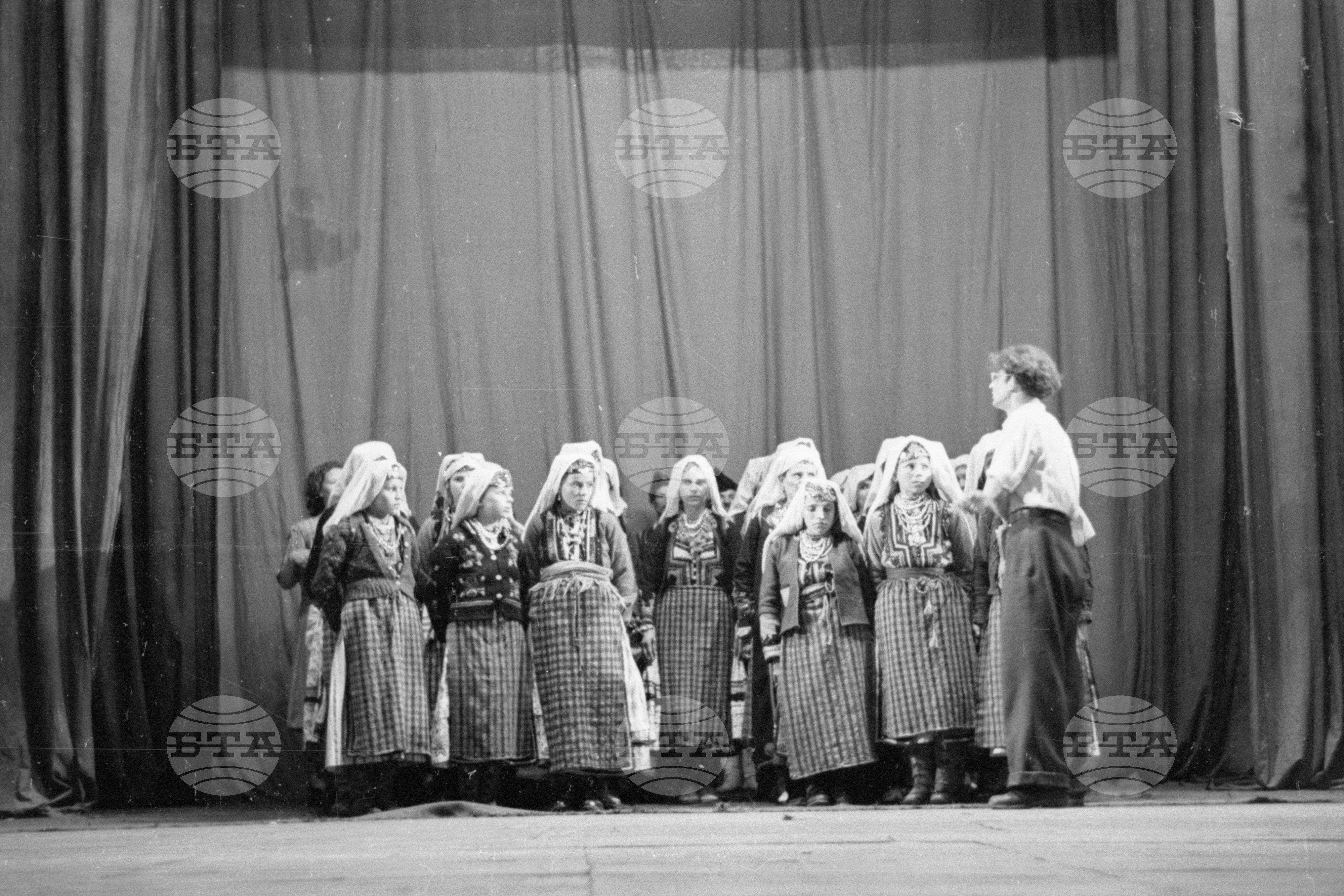 Окръжен преглед на художествената самодейност, 1951