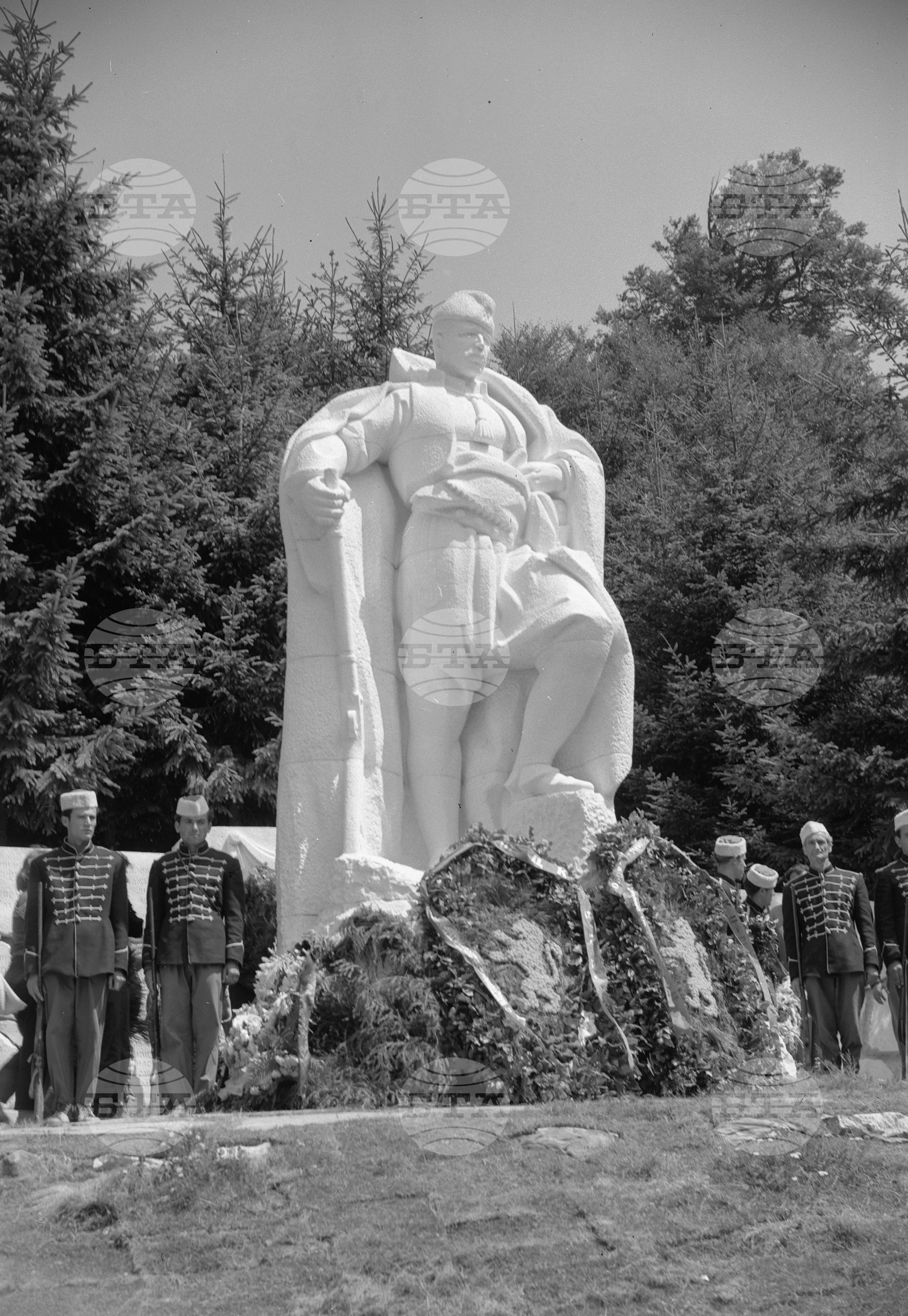 Тържествено честване 70-годишнината от Бузлуджанския конгрес