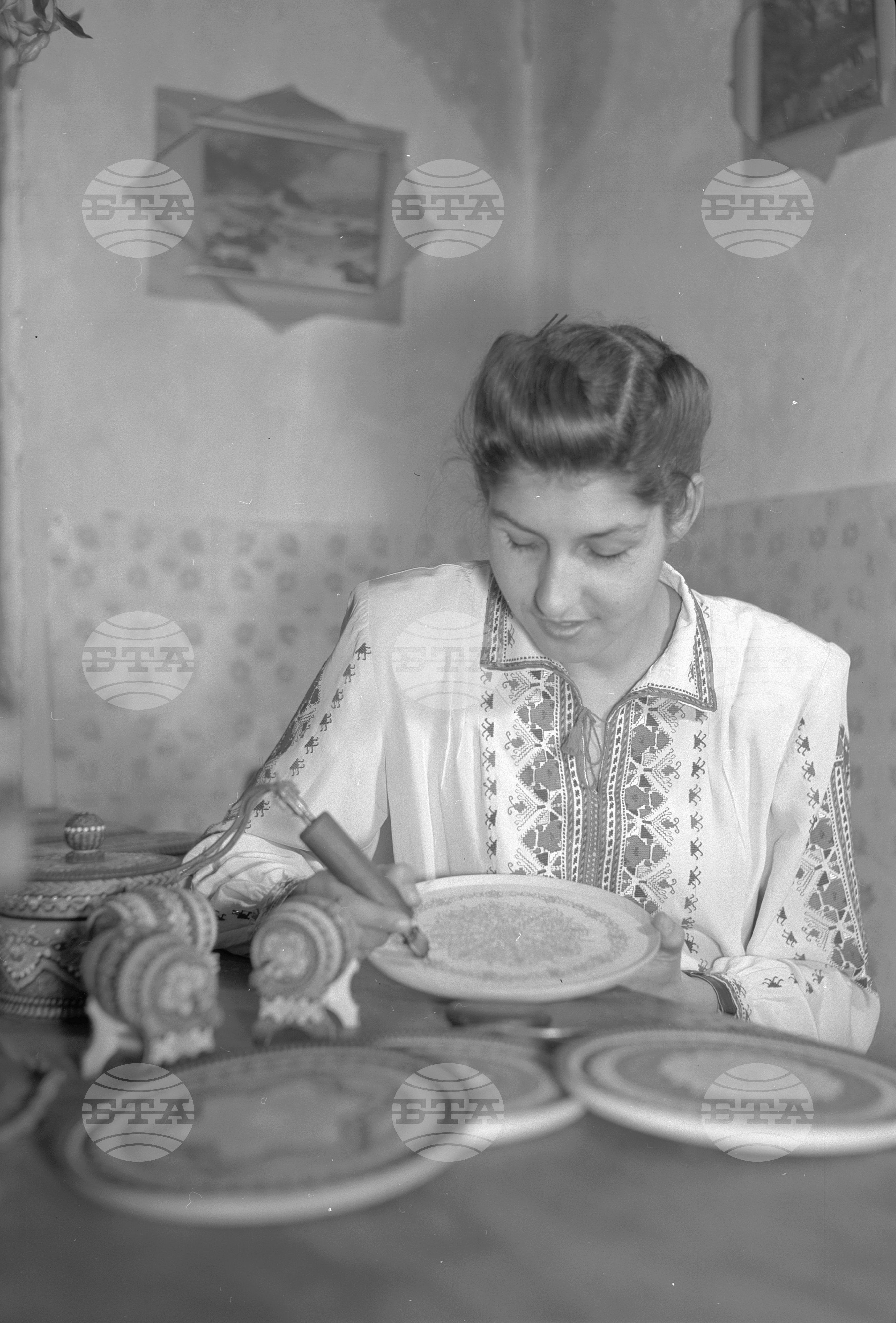 Трудово-производителна кооперация (ТПК) "Родно изкуство" - с.Орешак,Троянско