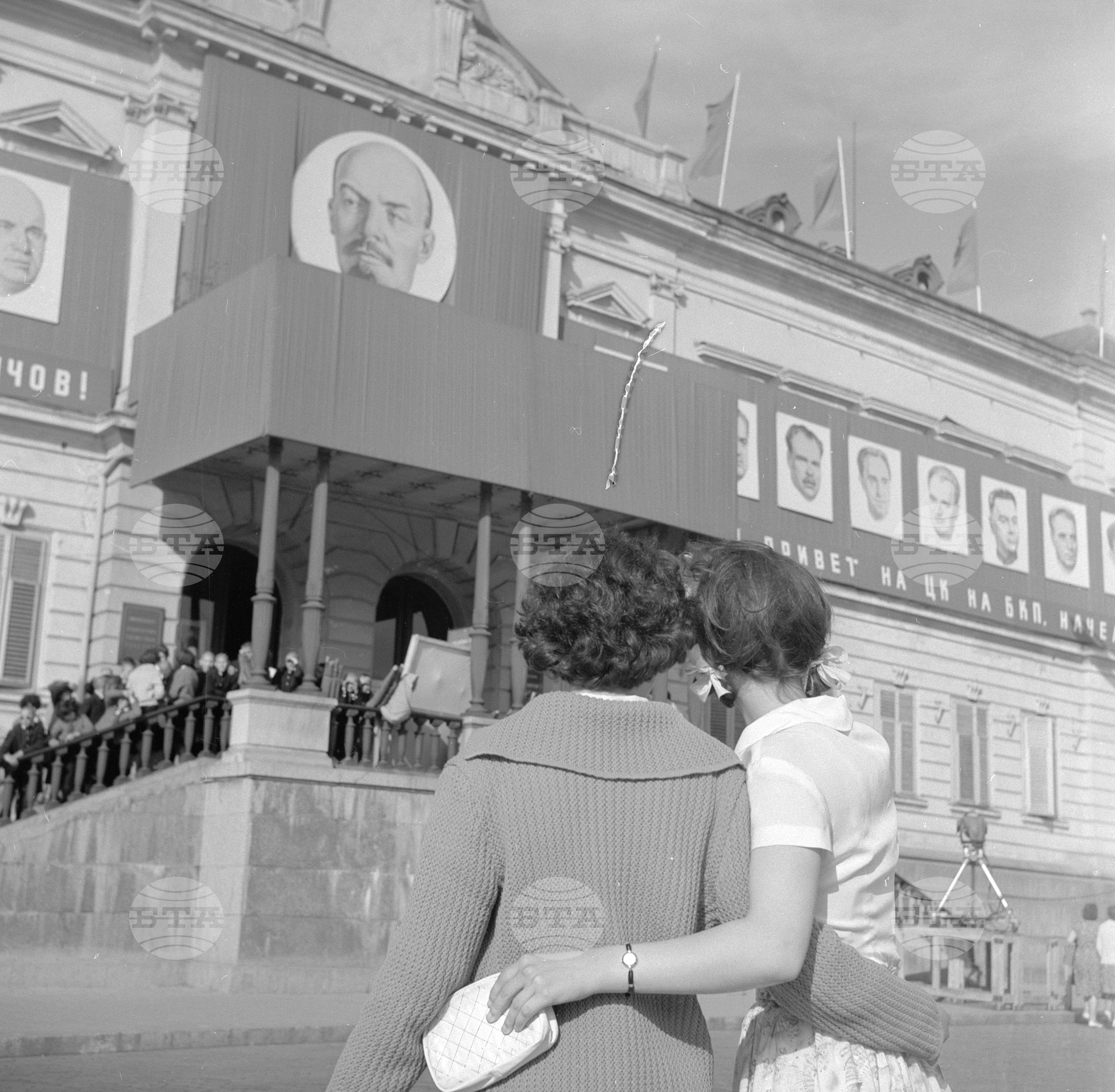 София се готви за посрещането на Съветската партийно правителствена делегация