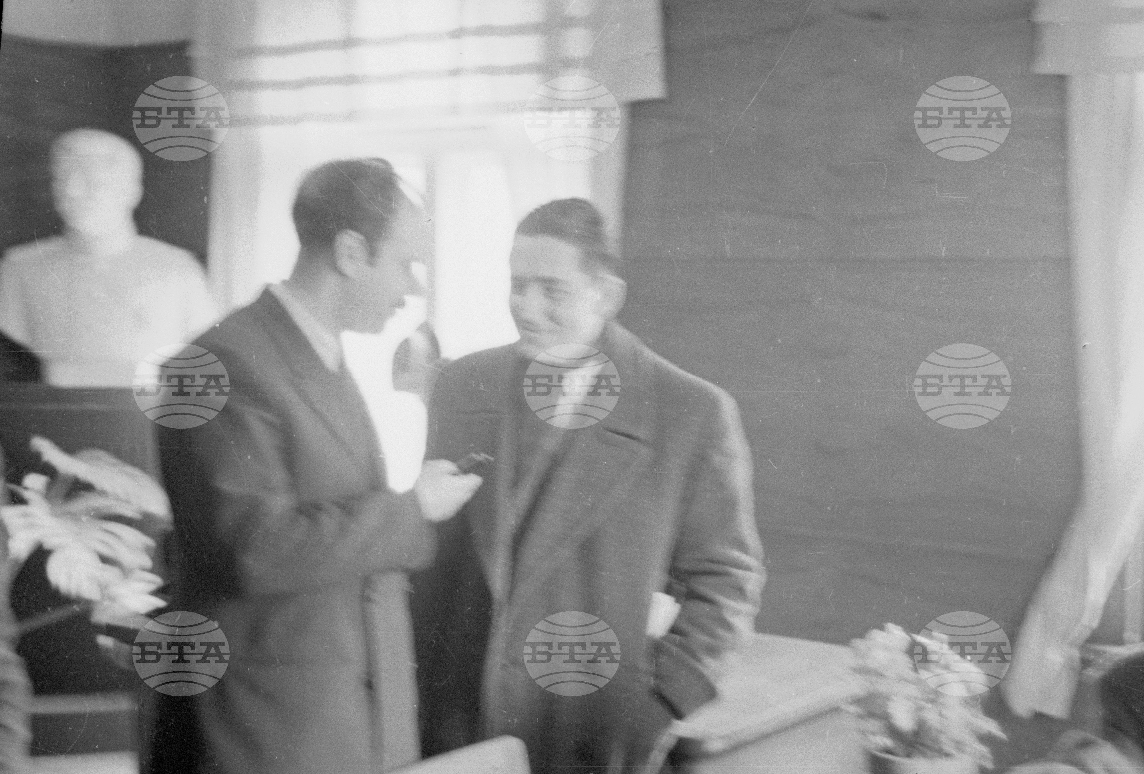 Сключване на граждански брак през 1951 година