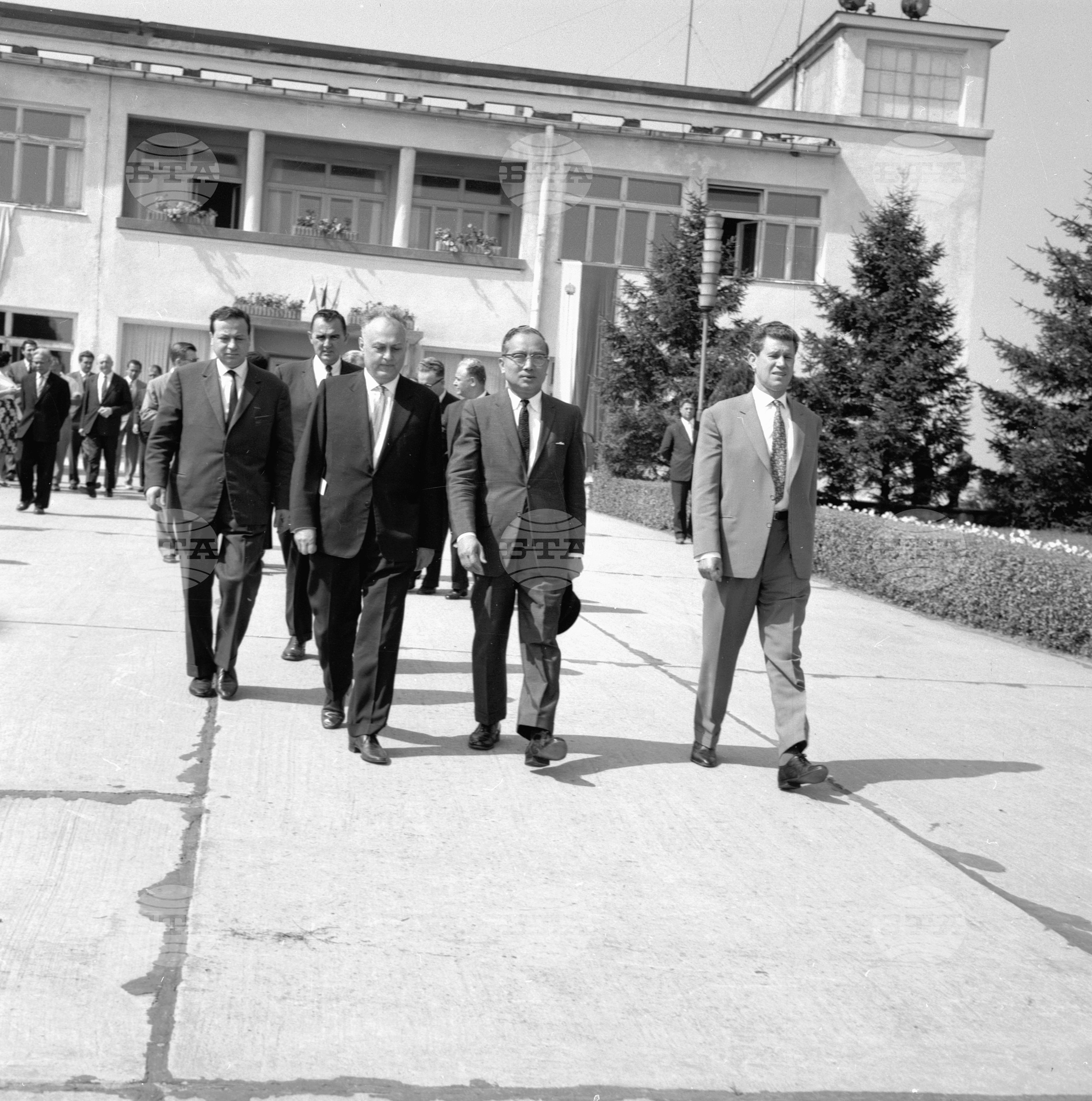 Изпращането на генералния секретар на Организацията на обединените нации (ООН) У Тан на аерогара София