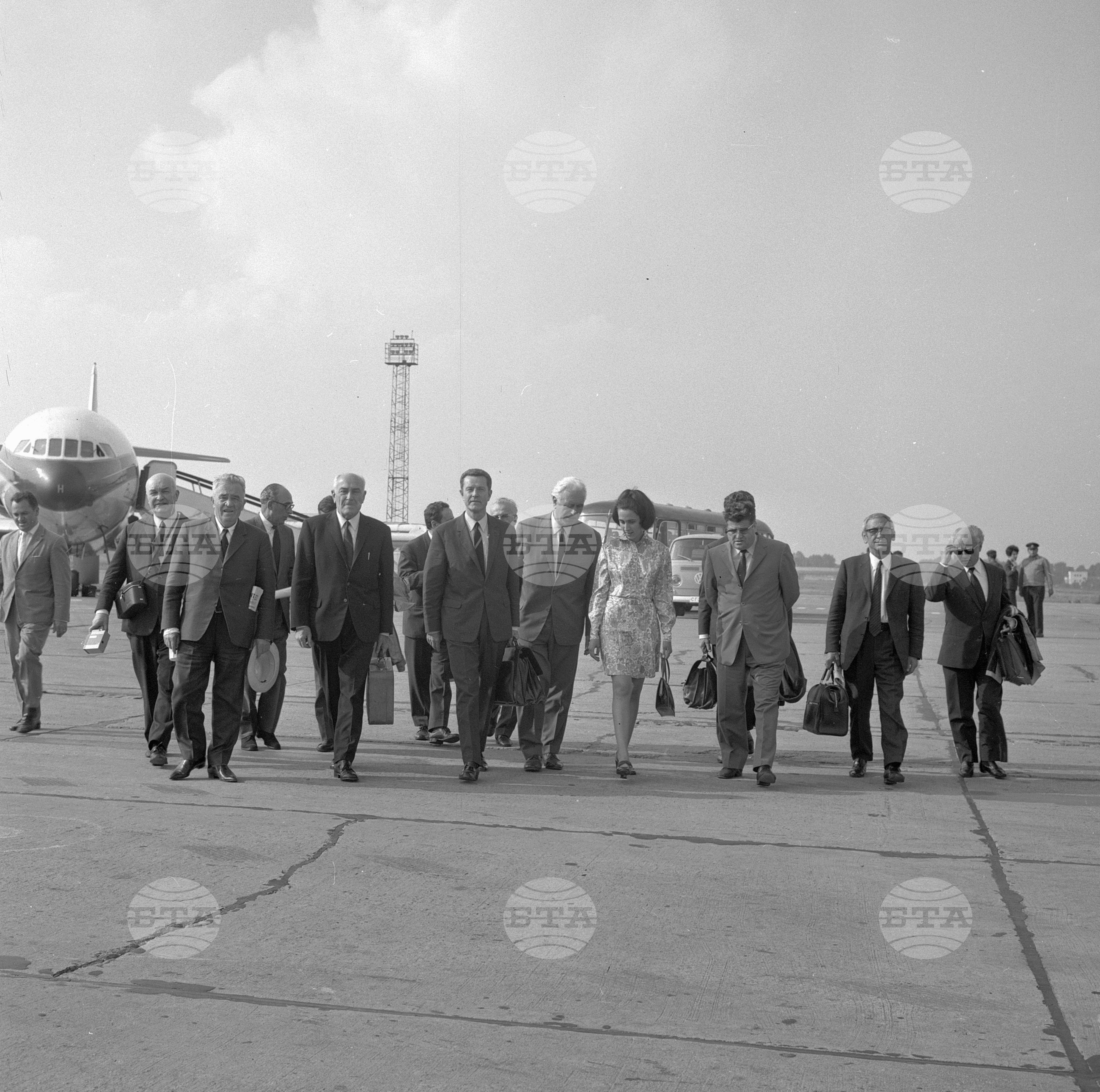 Посрещане на парламентарна френска делегация