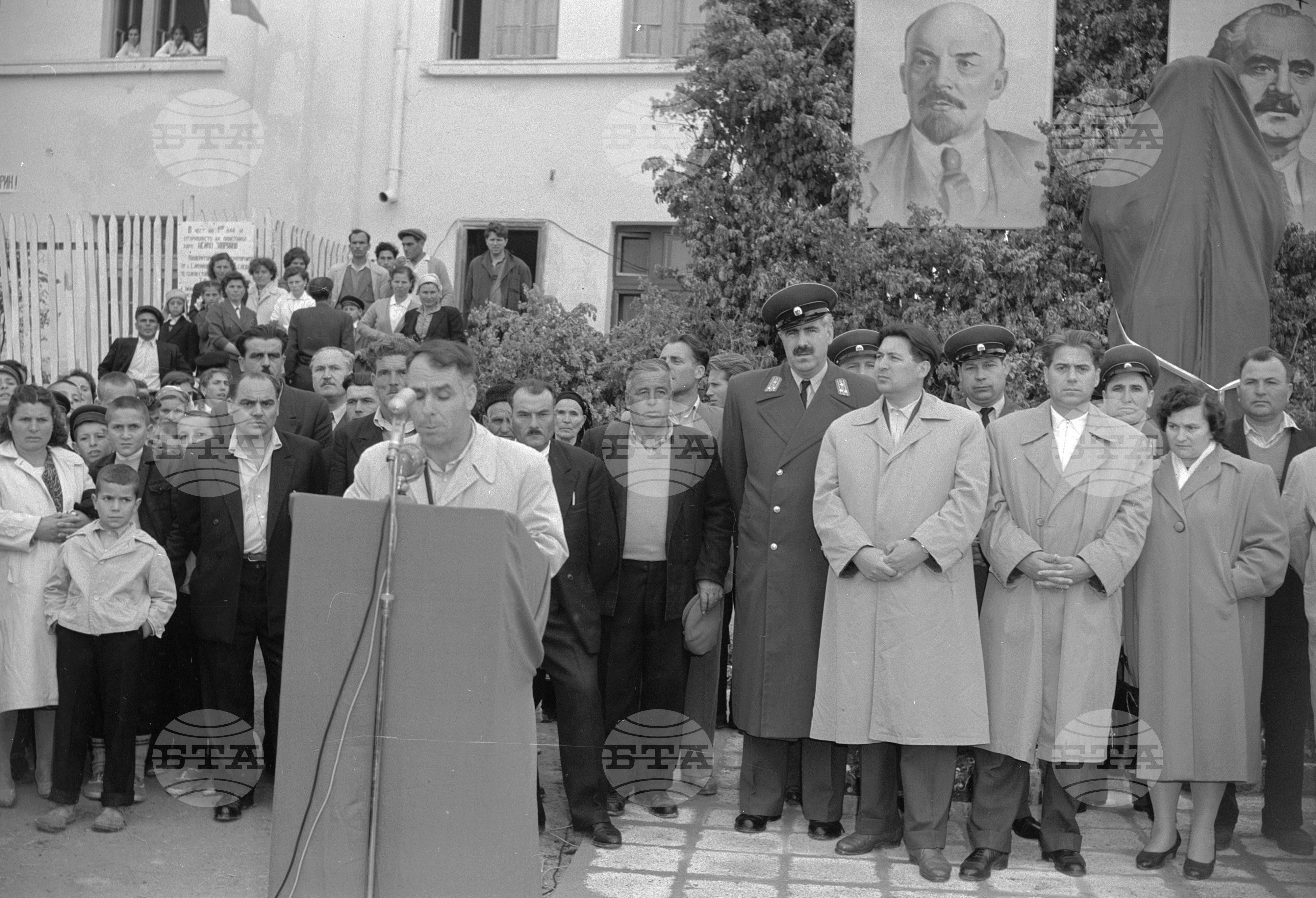Откриване паметника - Парк на партизанина Нейко Запрянов, село Самуилово, Старозагорски окръг