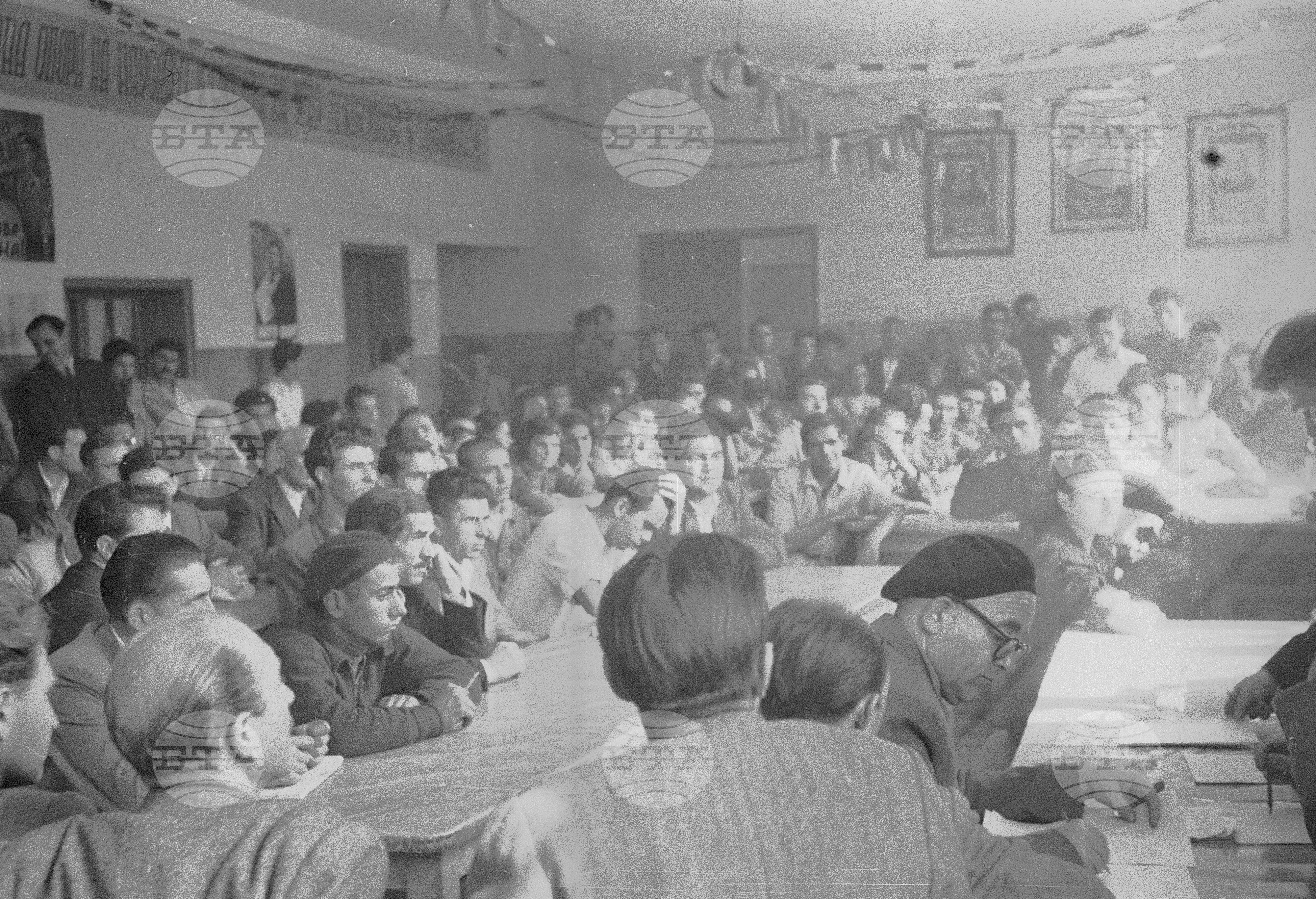 Съветските гости по време на месеца на Съветската дружба, 1951 година - Чекирьов, Скрябин и други