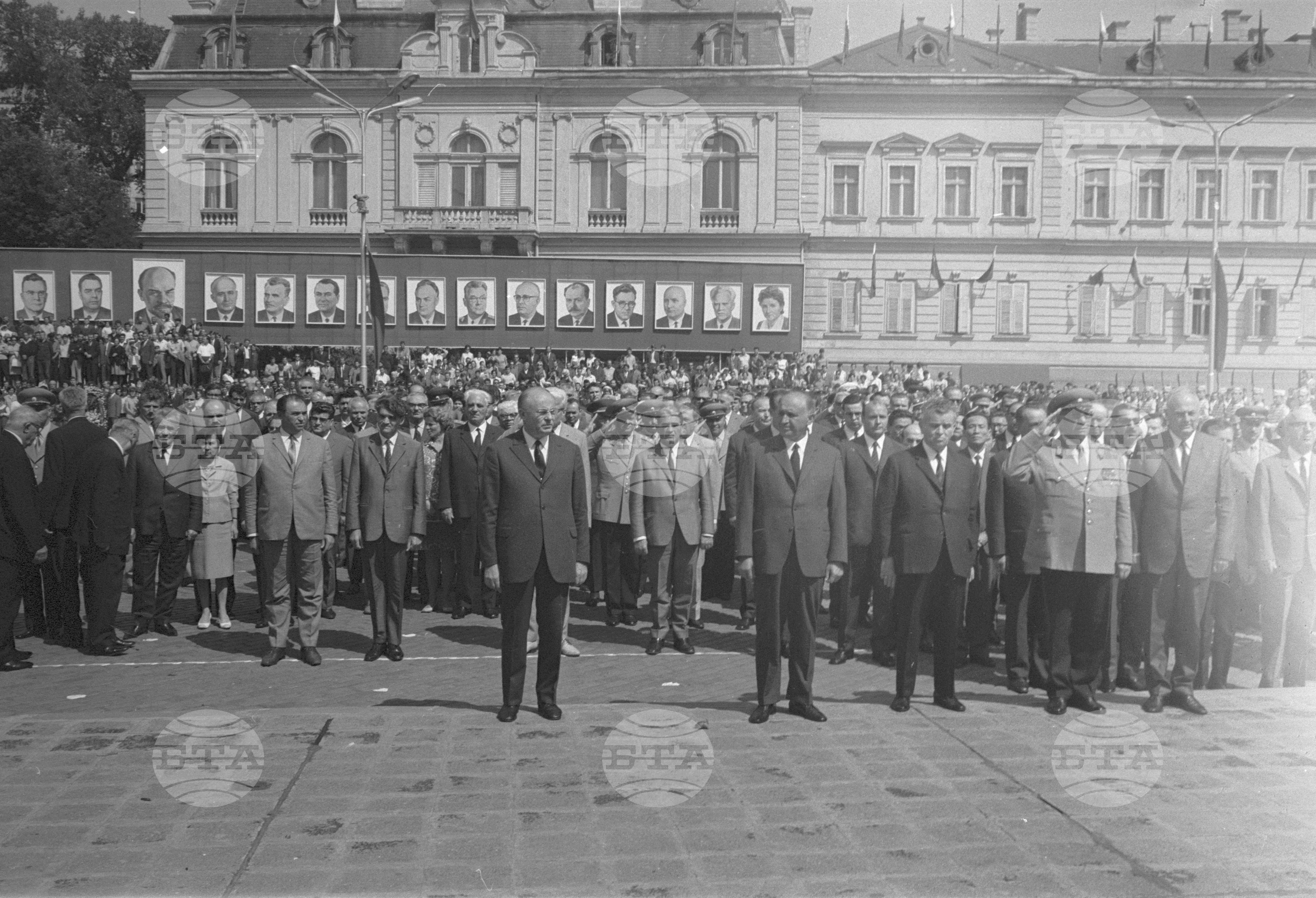 26 години от Деветосептемврийското въстание