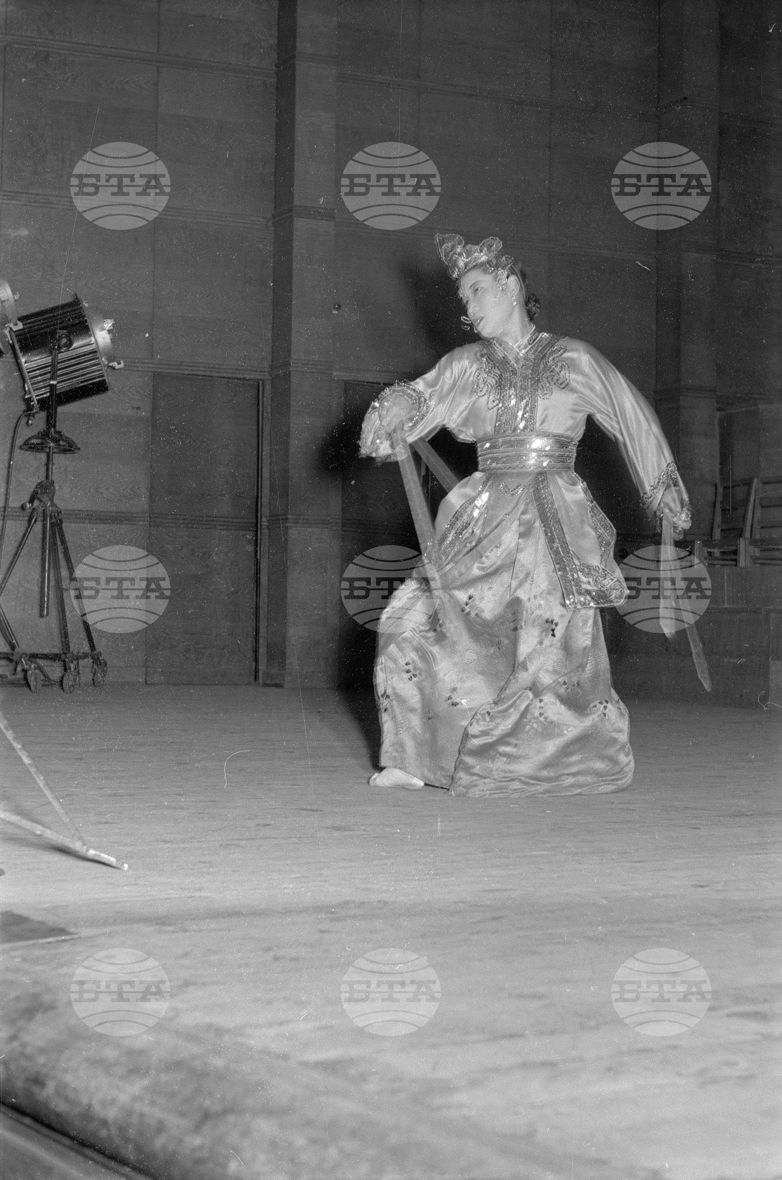 Ансамбъл за песни и танци при Корейската народна армия в България - 1953 година