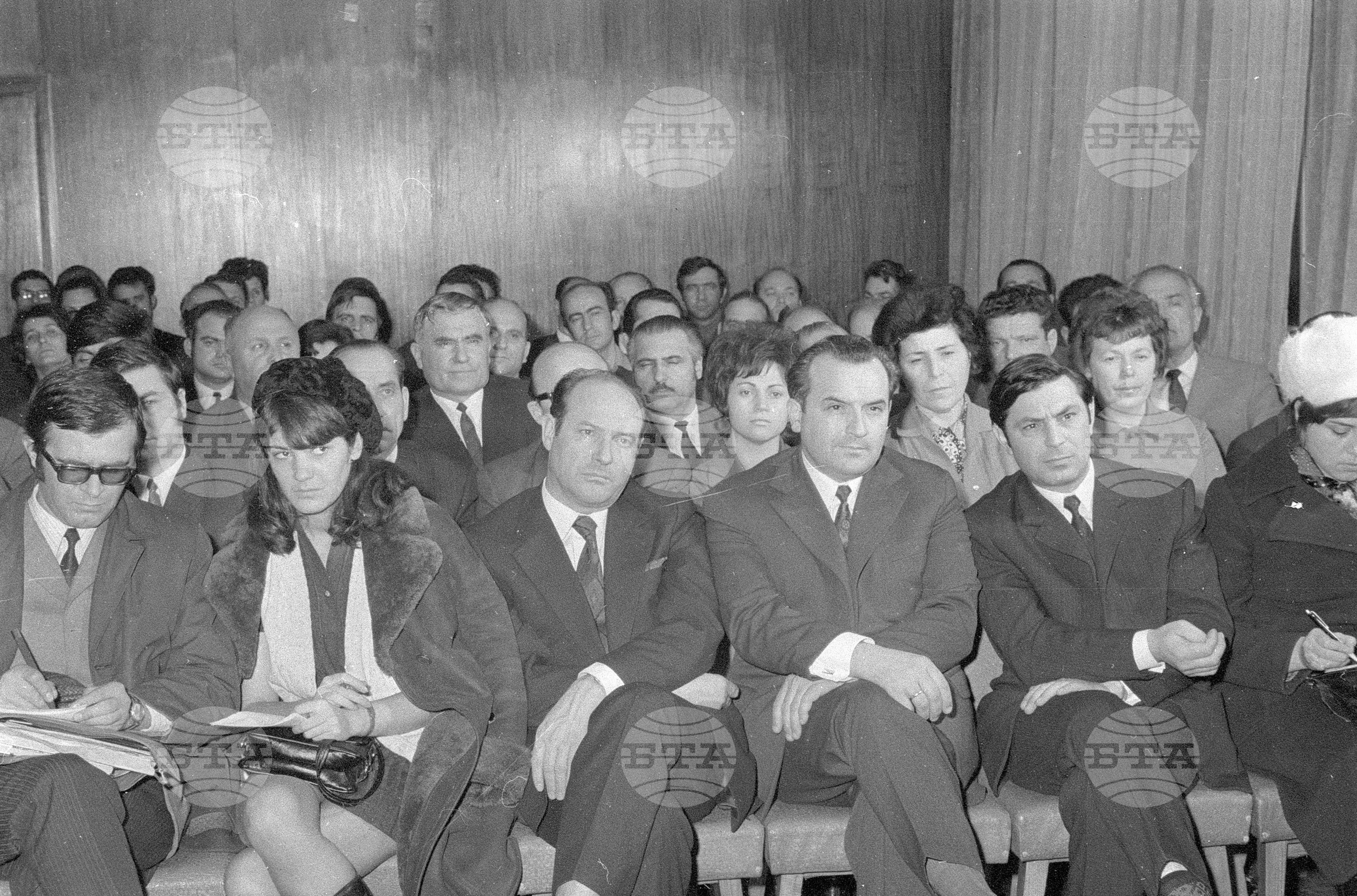 Връчване на наградите за най-красив предмет с висока технологични и икономични качества в Комитета за наука, технологичен прогрес и висше образование