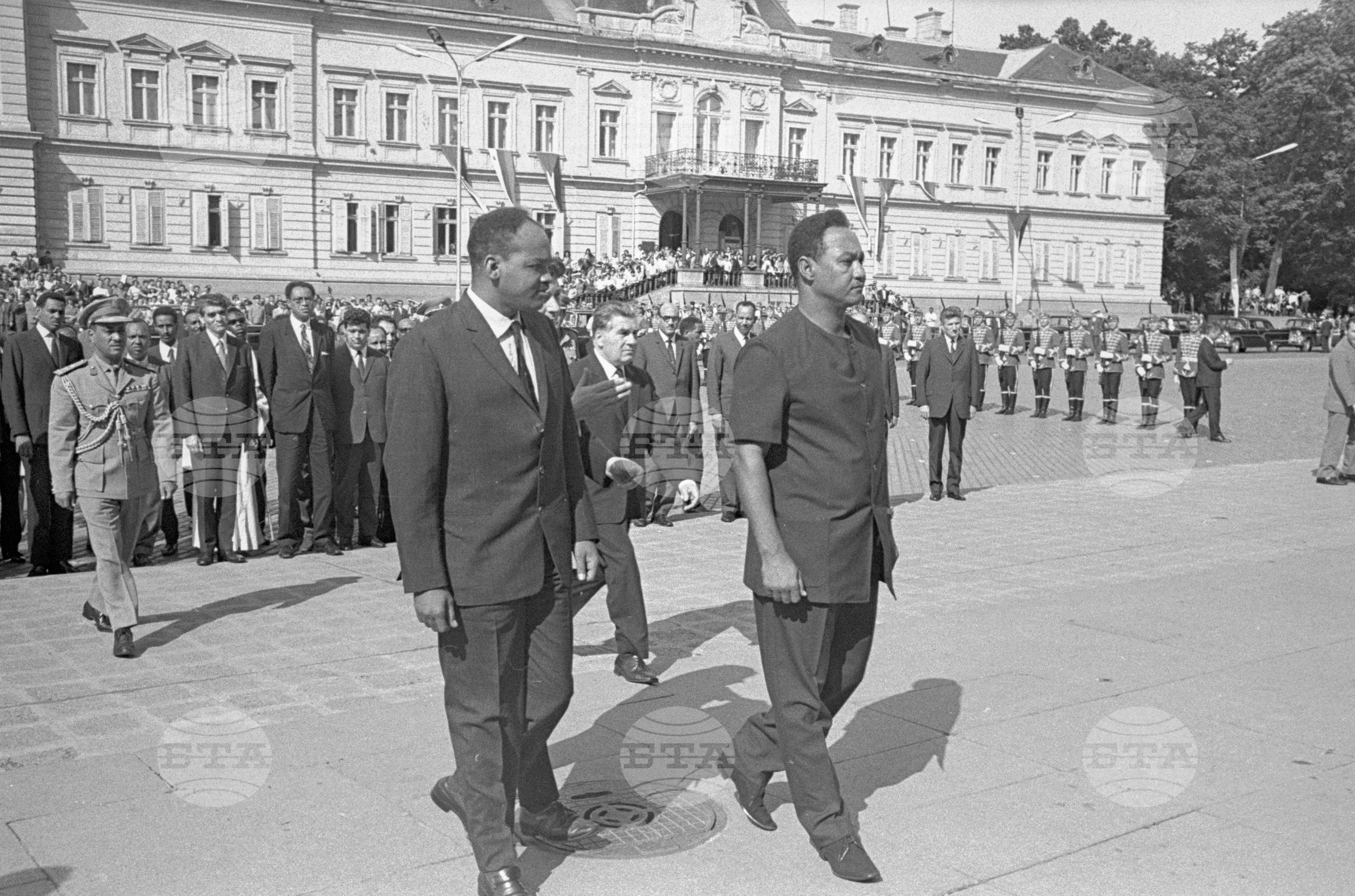 Генерал-майор Джафаар Мохамед Нимейри на посещение в България - част 1