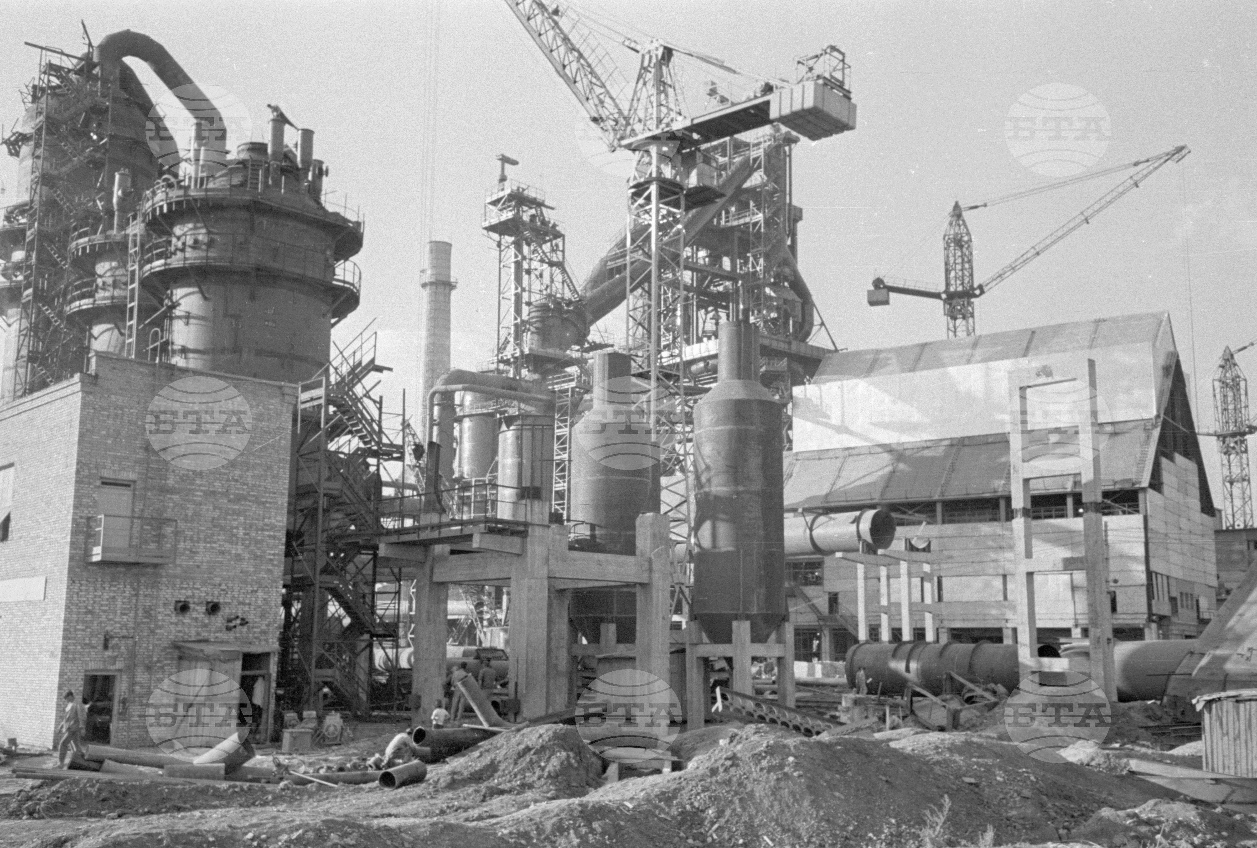 Предпускови дни на Кремиковския металургичен комбинат