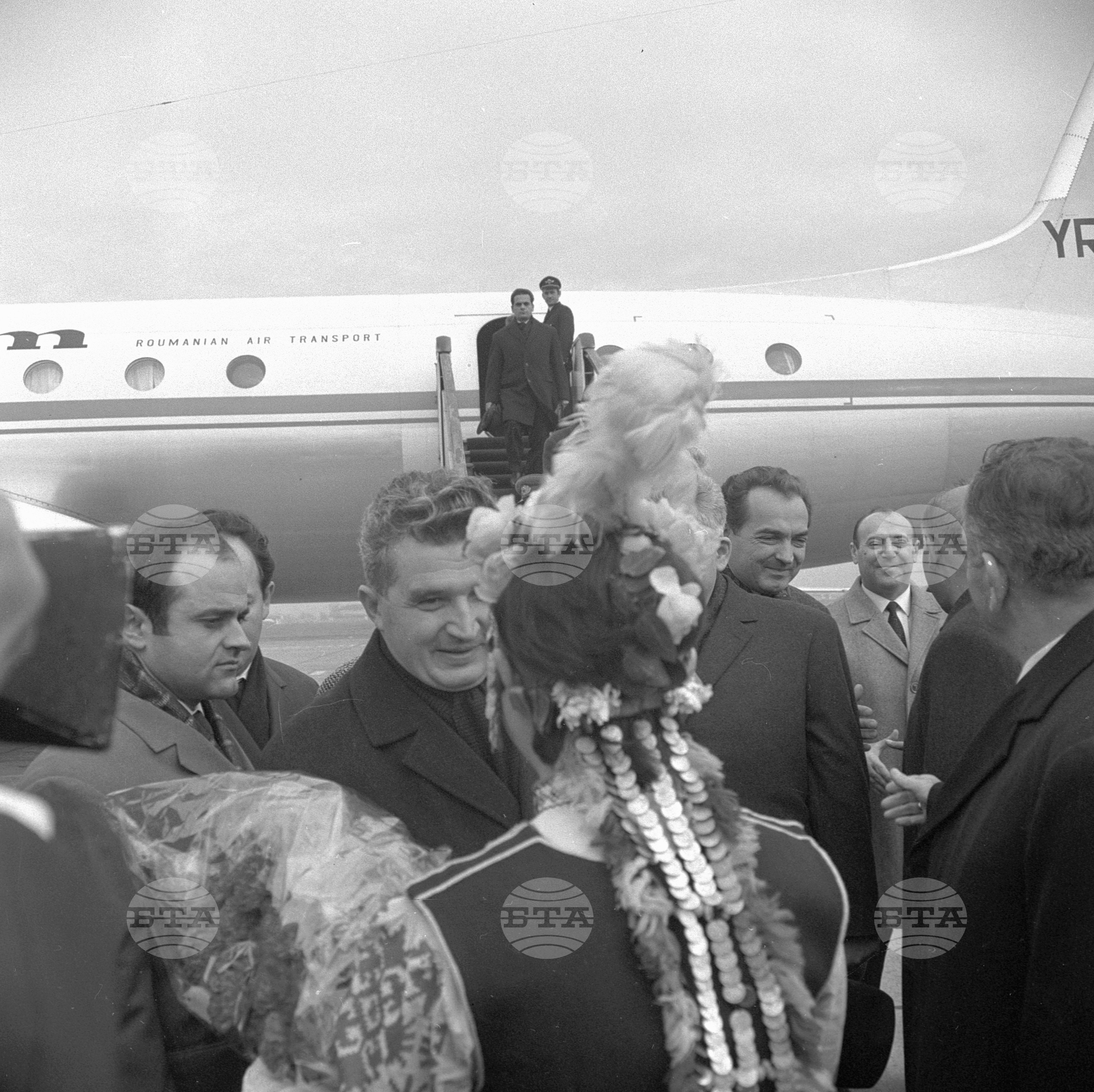 Посрещане на румънската партийно-правителствена делегация начело с Николае Чаушеску