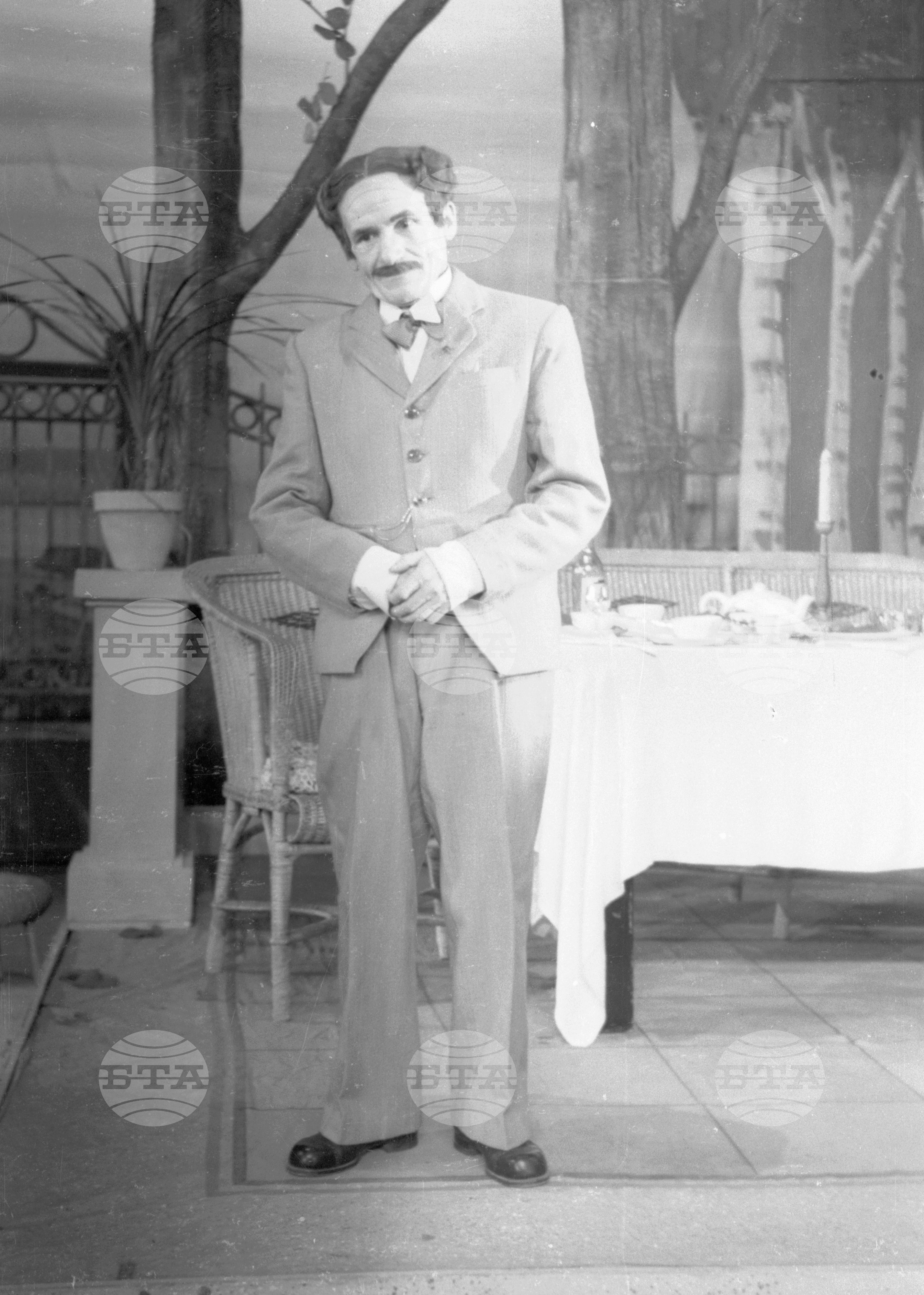 Народен театър "Иван Вазов", 1951 - част 1