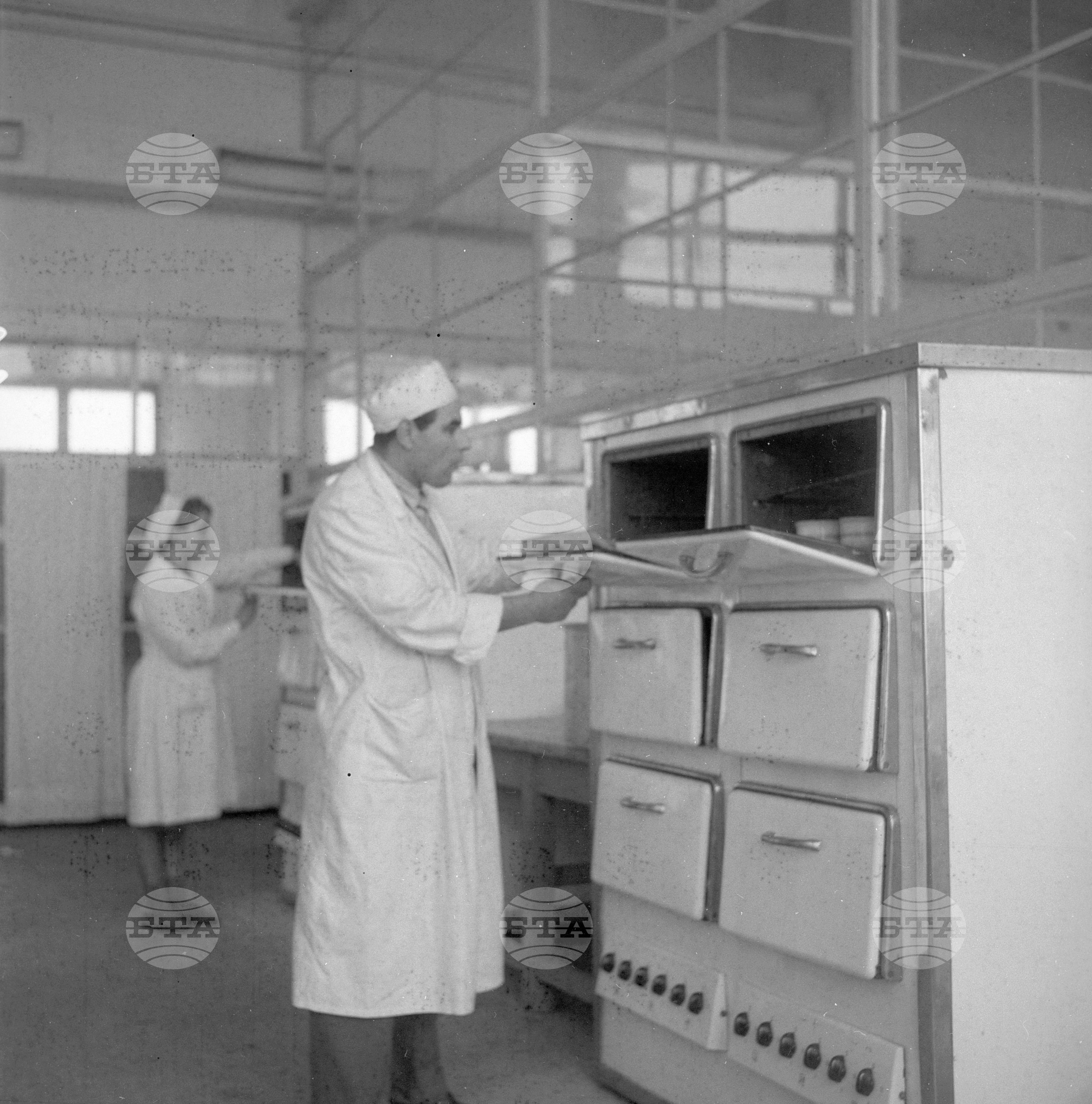 На строежа на Азотно-торовия завод край Стара Загора 1962г. част 3