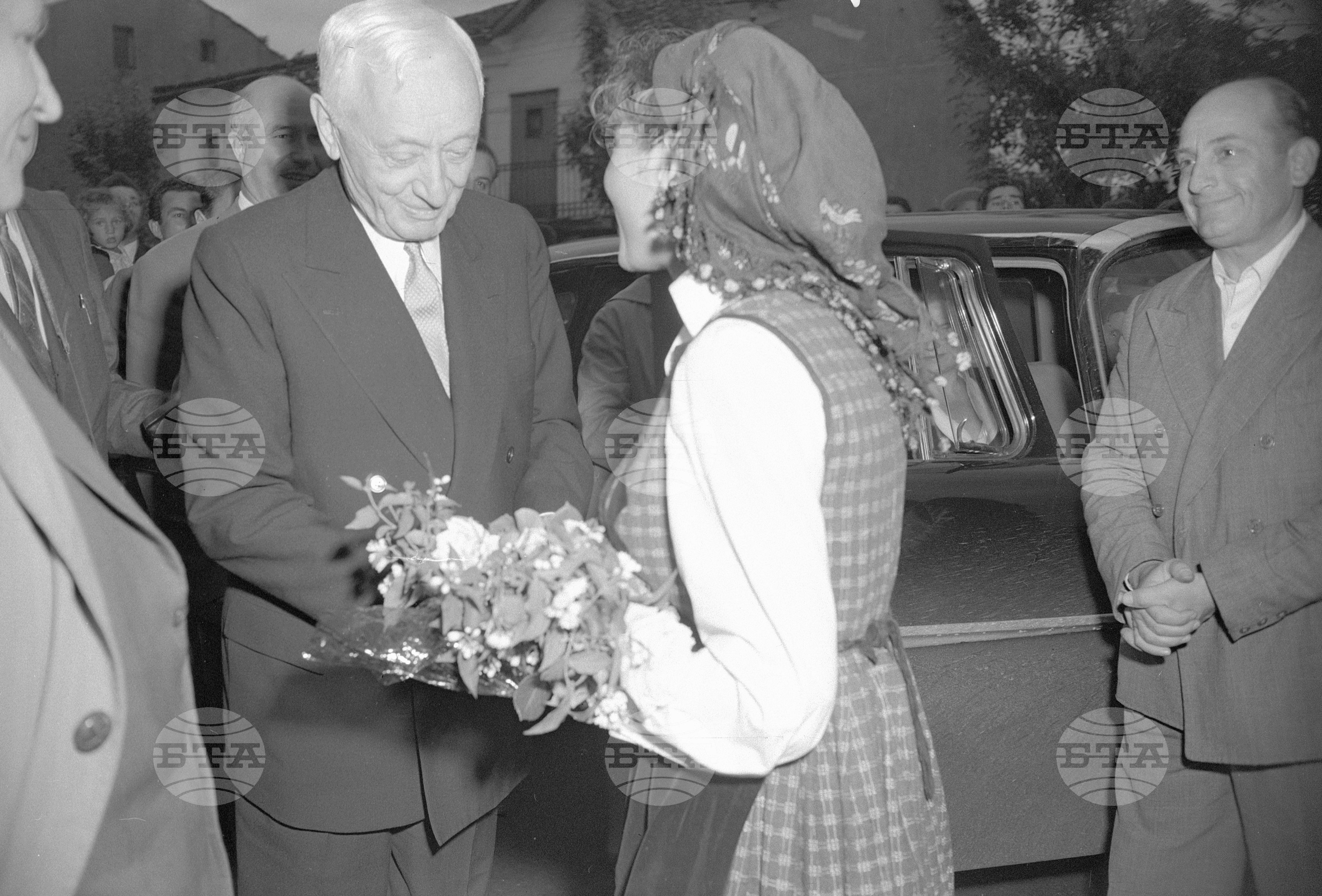 Пребиваване на американския общественик Сайръс Итън у нас