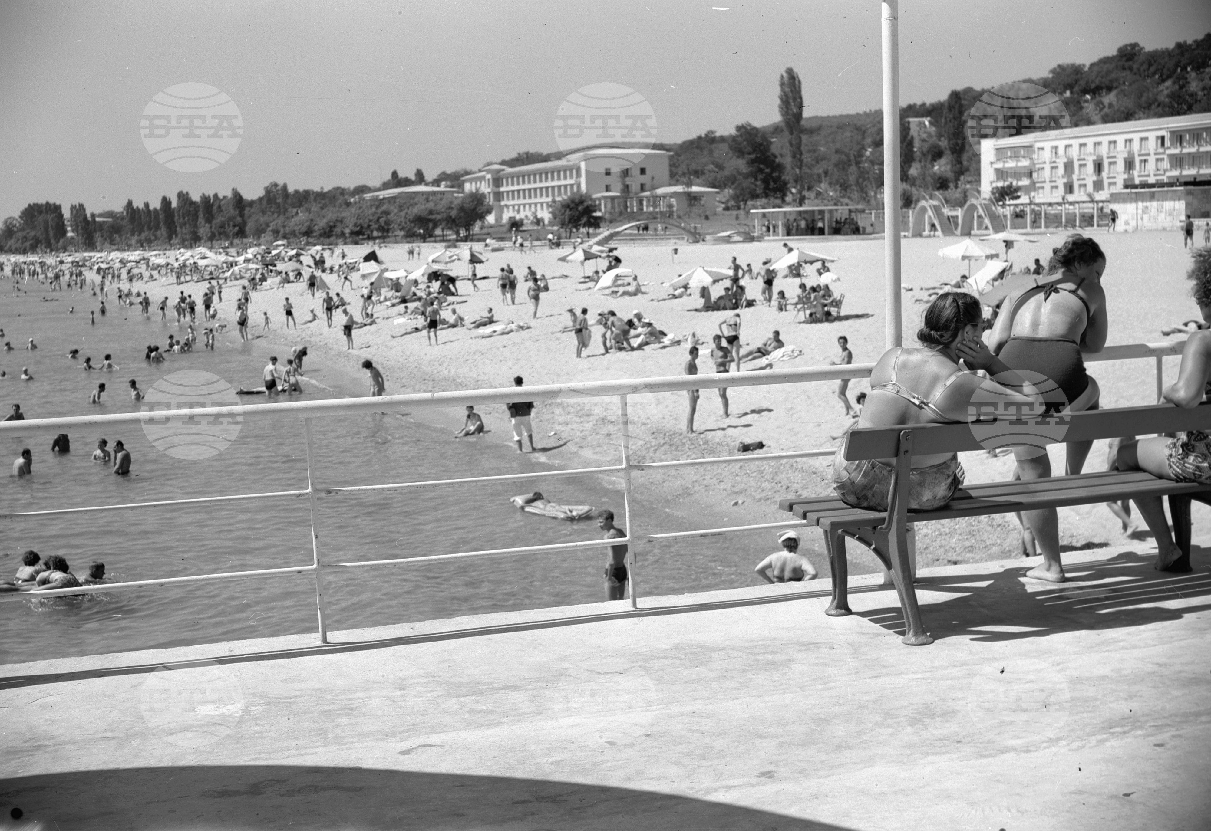 В курорта "Златните пясъци", край Варна