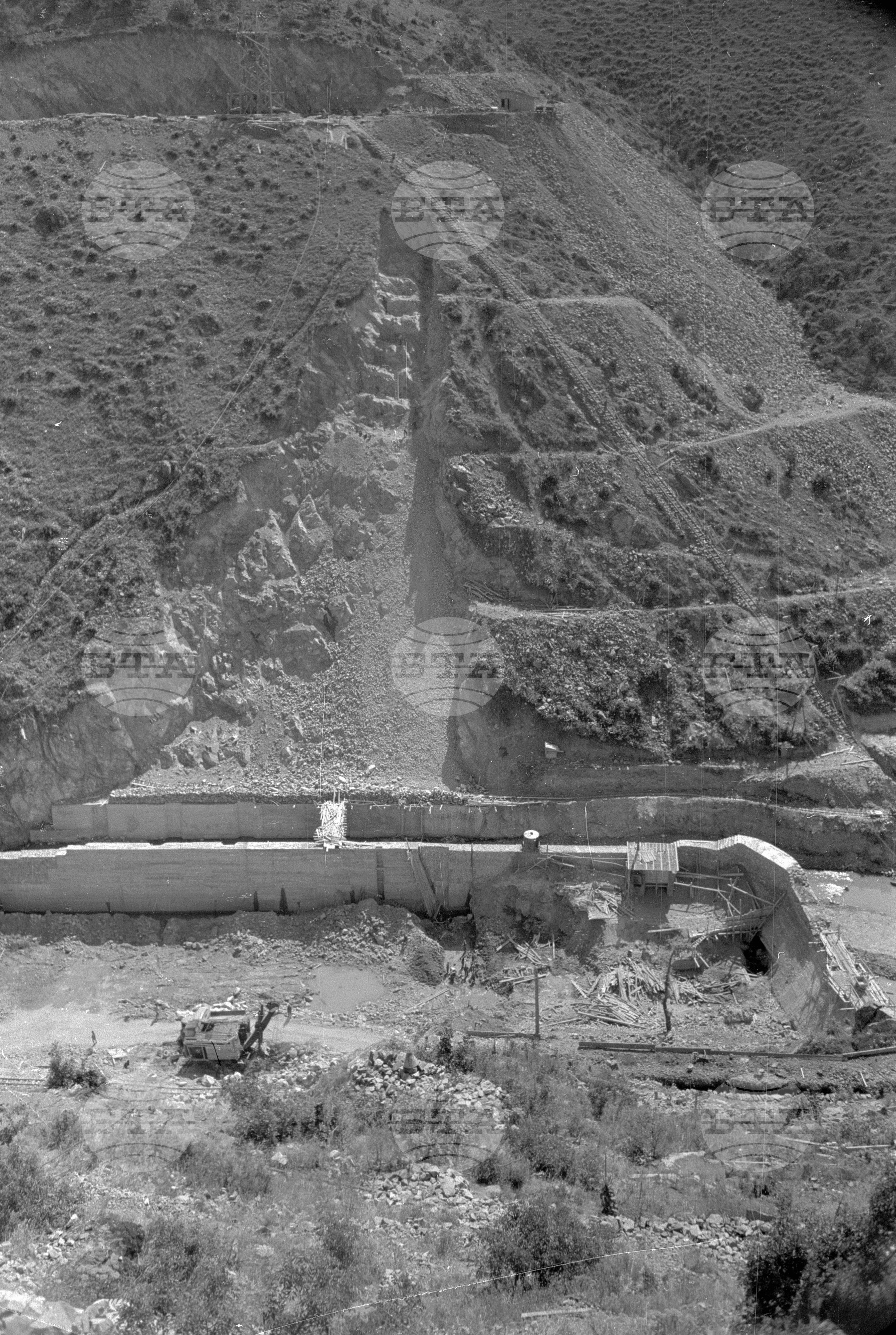 Язовир "Сталин" - снимки от изграждането му през 1952 година