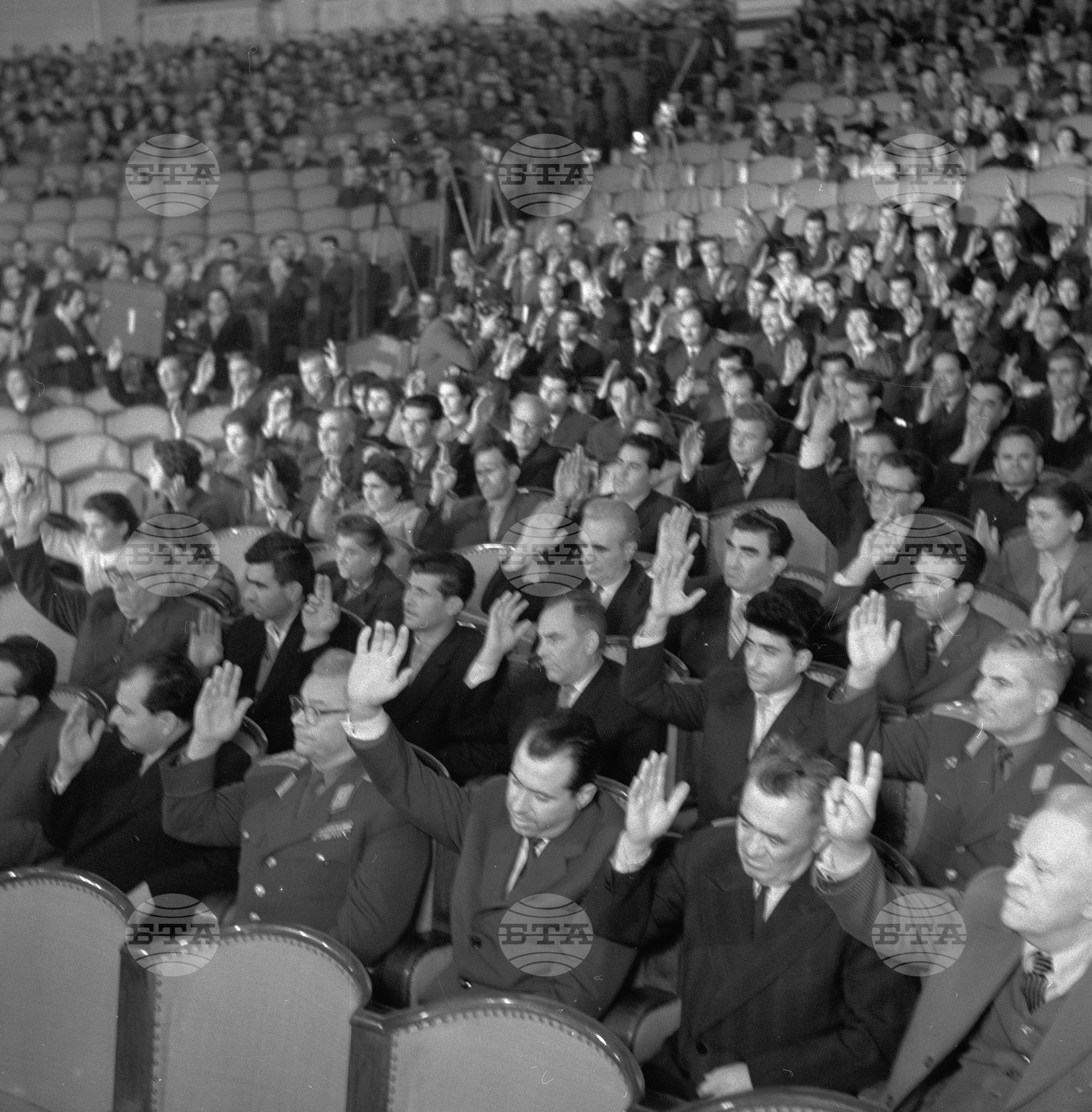 Втората редовна сесия на Народното събрание - 1962 година